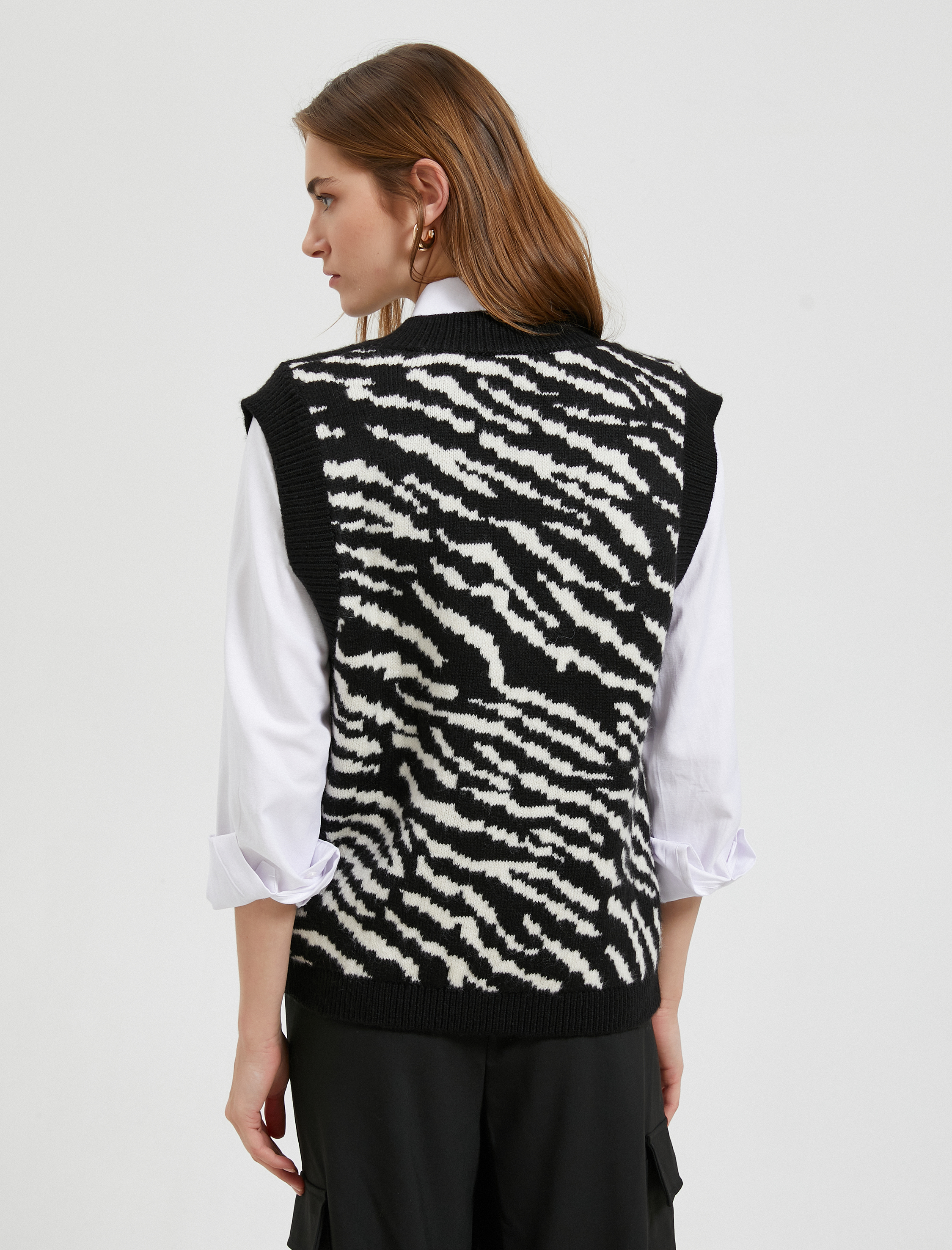   V Yaka Süveter Triko