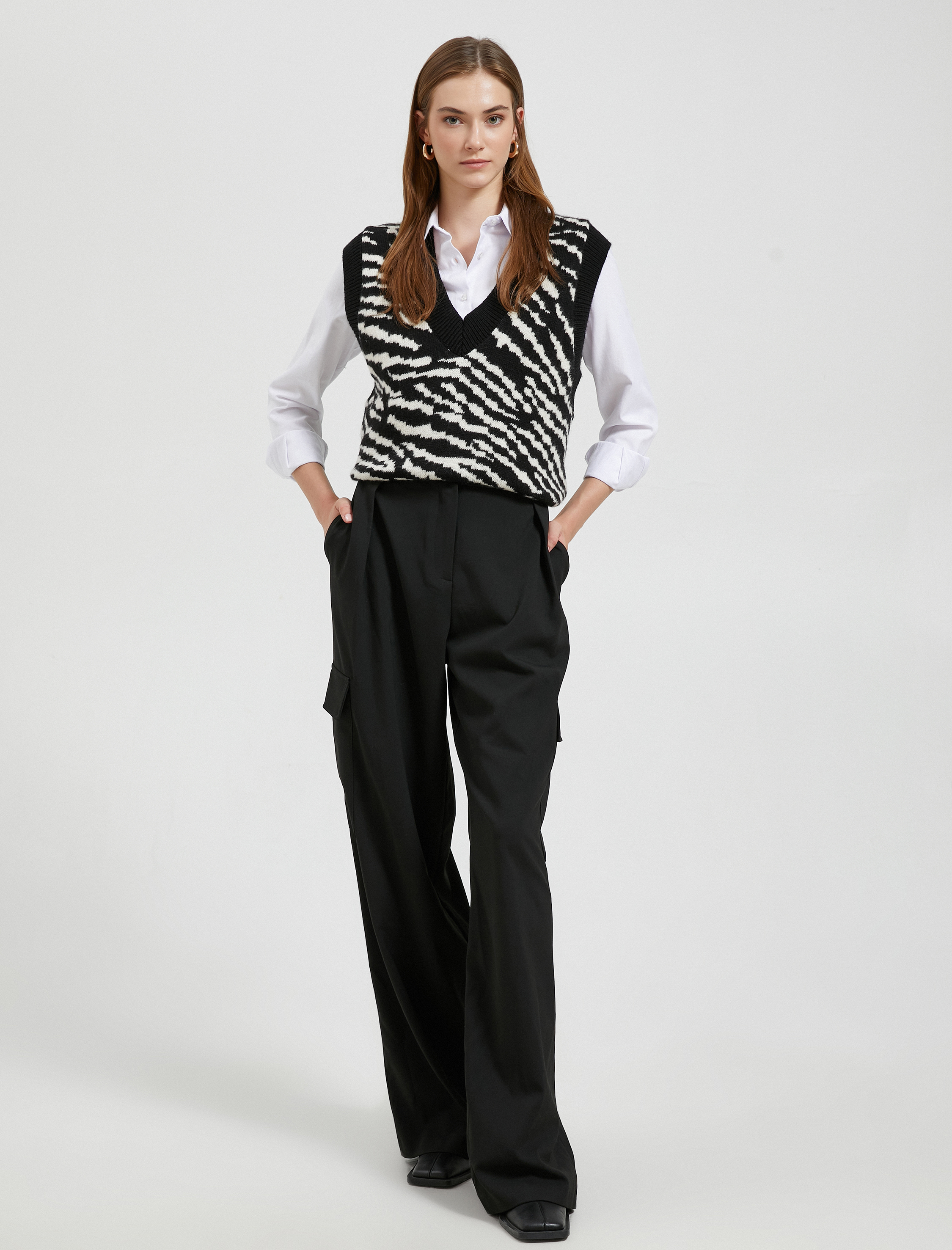   V Yaka Süveter Triko