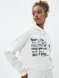 Kapüşonlu Sweatshirt Slogan Baskılı Asimetrik Kesim