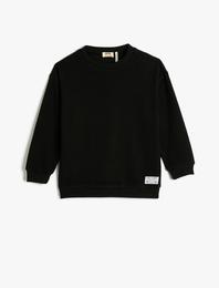 Basic Sweatshirt Pamuklu Bisiklet Yaka Etiket Detaylı