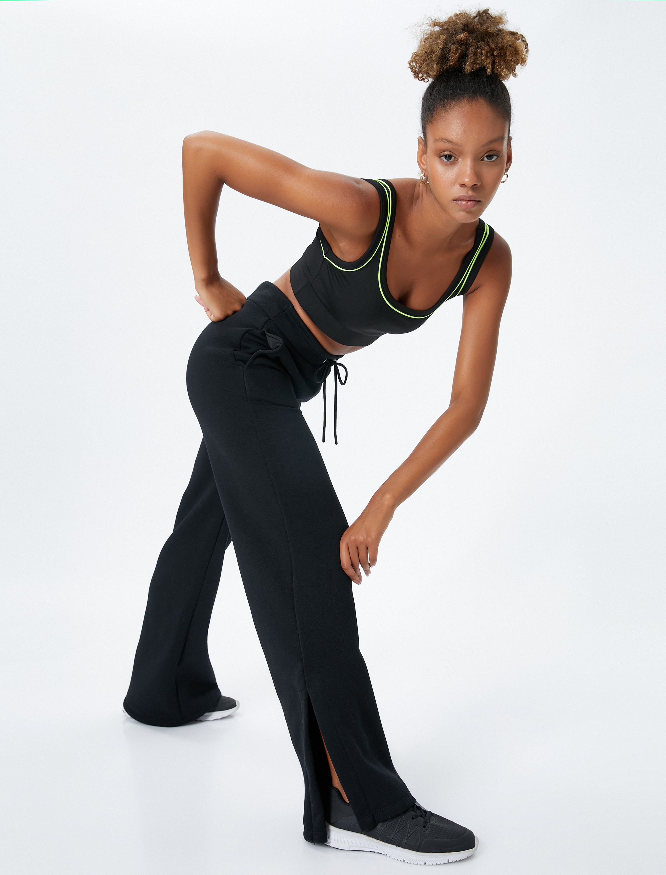   Bol Paça Eşofman Altı Spor Beli Bağcıklı Şardonlu Cepli