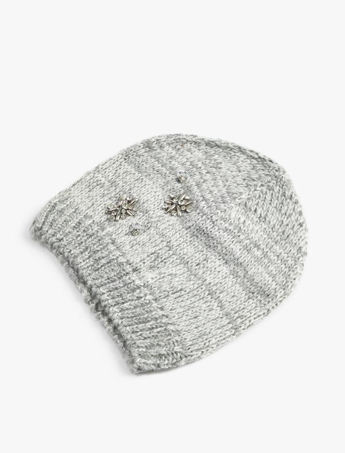 Kadın Triko Bere Boncuk İşleme Detaylı