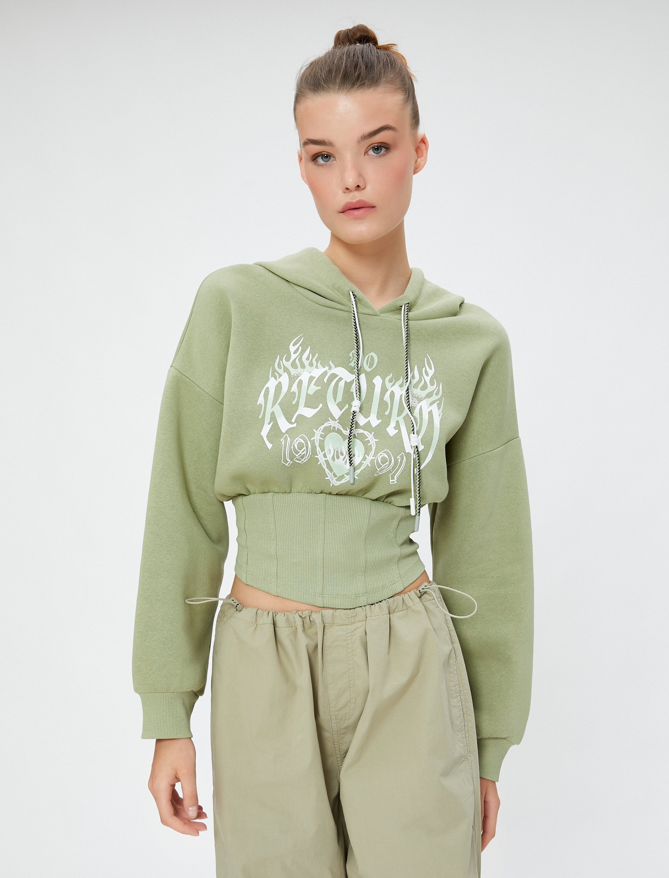   Şardonlu Crop Sweatshirt Kapüşonlu Slim Fit Baskılı Korse Görünümlü