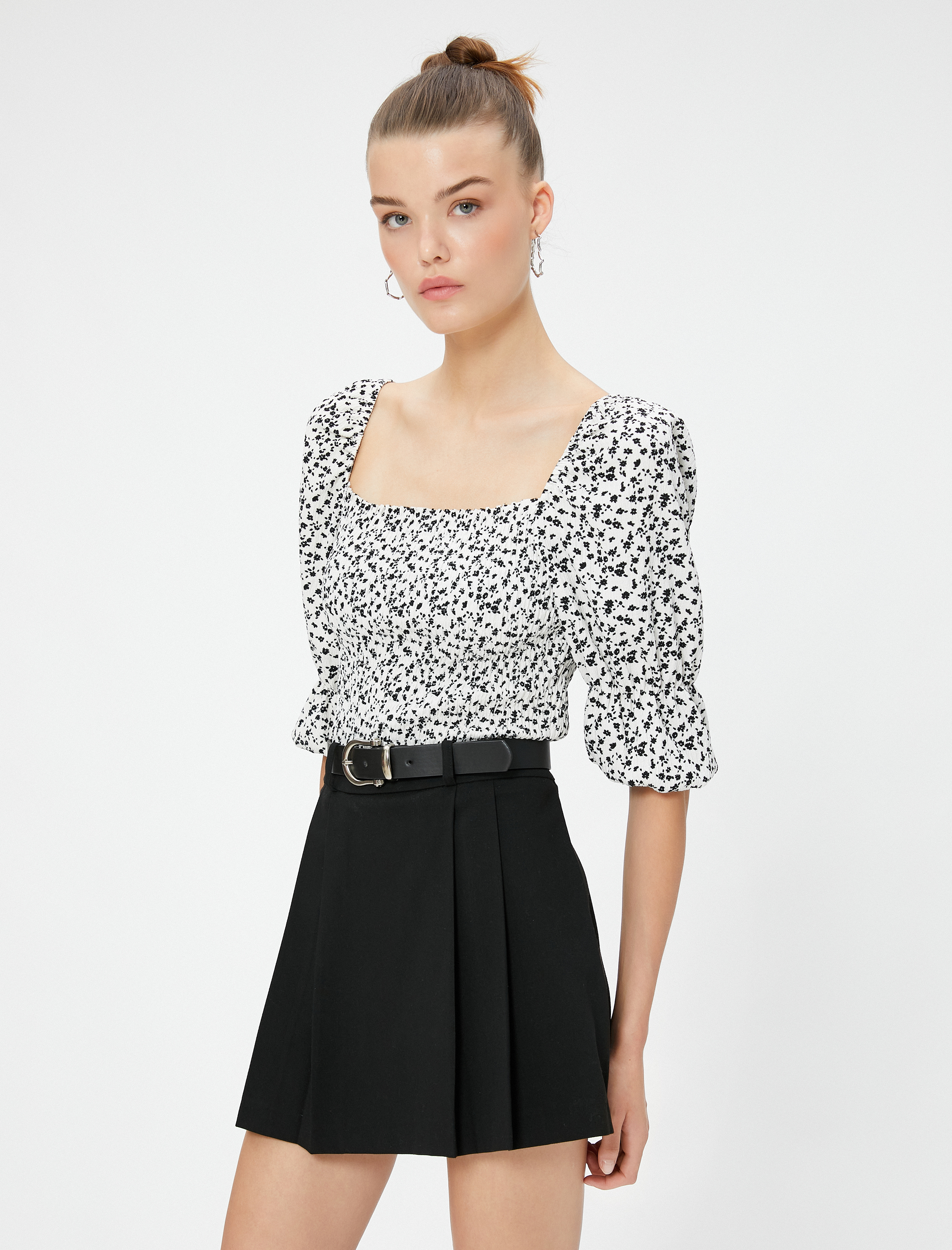   Çiçekli Bluz Balon Kollu Kare Yaka Gipeli Slim Fit Bürümcük