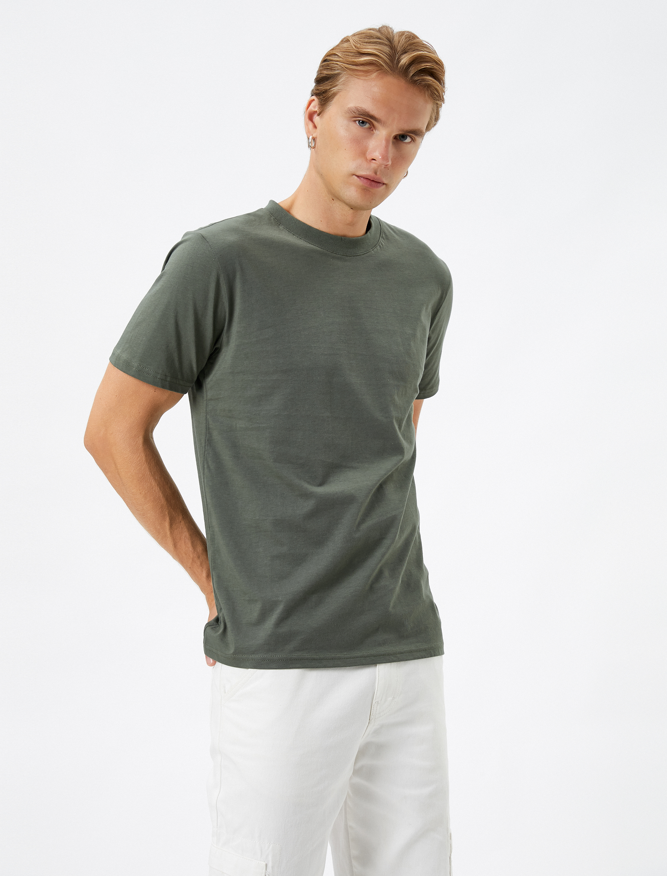   Basic Tişört Slim Fit Bisiklet Yaka Pamuklu