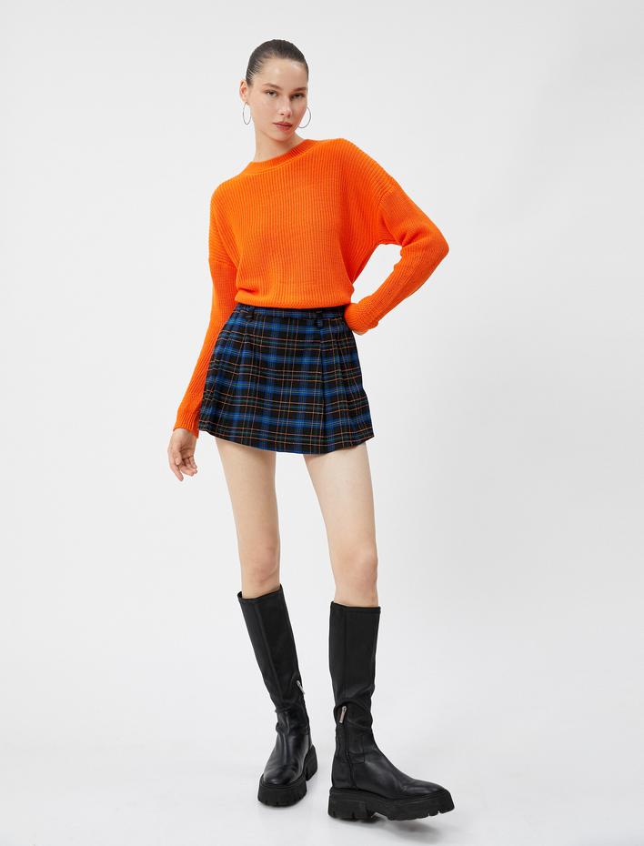  Basic Triko Kazak Yuvarlak Yaka Uzun Kollu