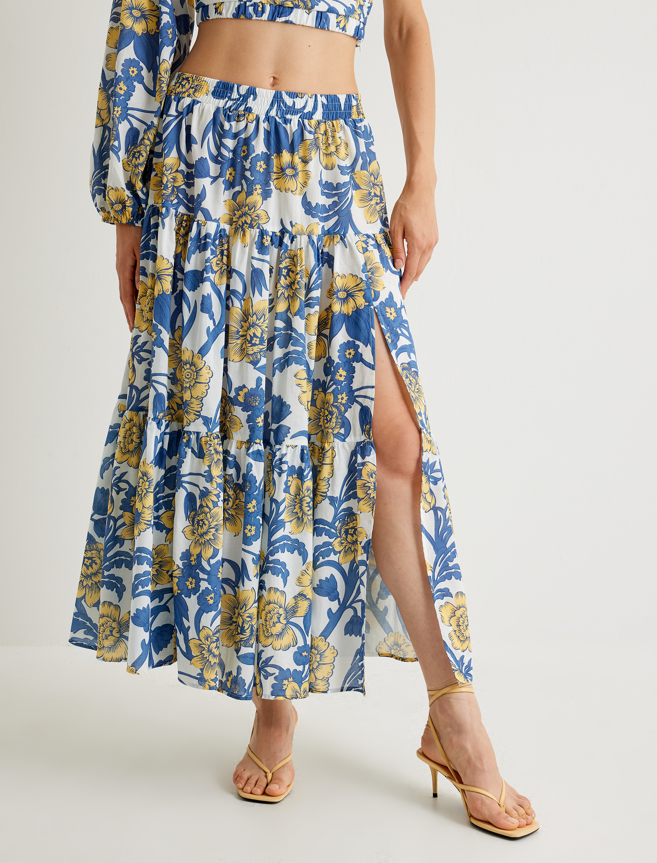   Koton X Melis Ağazat - Midi Çiçekli Etek Yırtmaç Detaylı Katlı