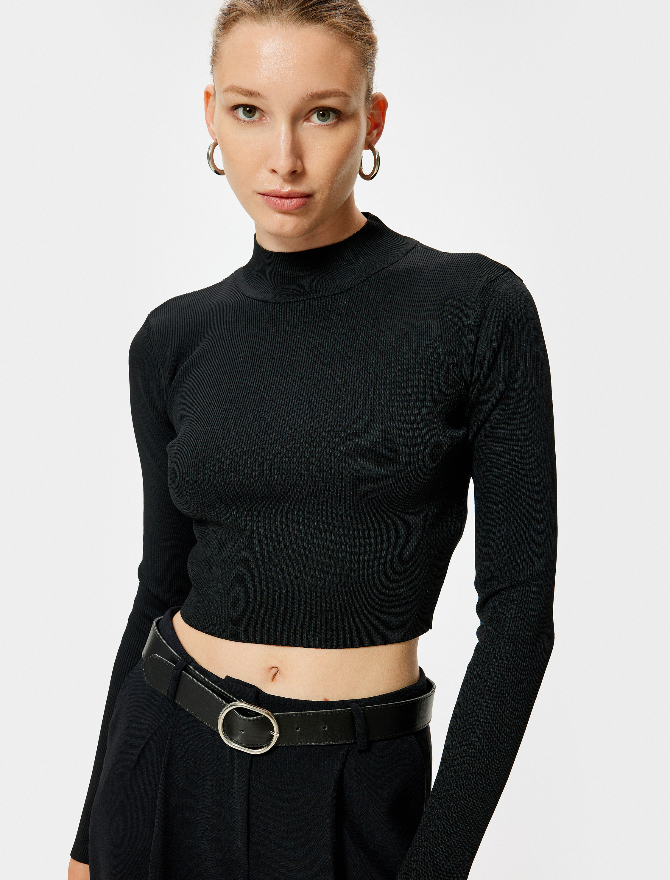   Uzun Kollu Fitilli Basic Dik Yaka Kısa Triko Kazak