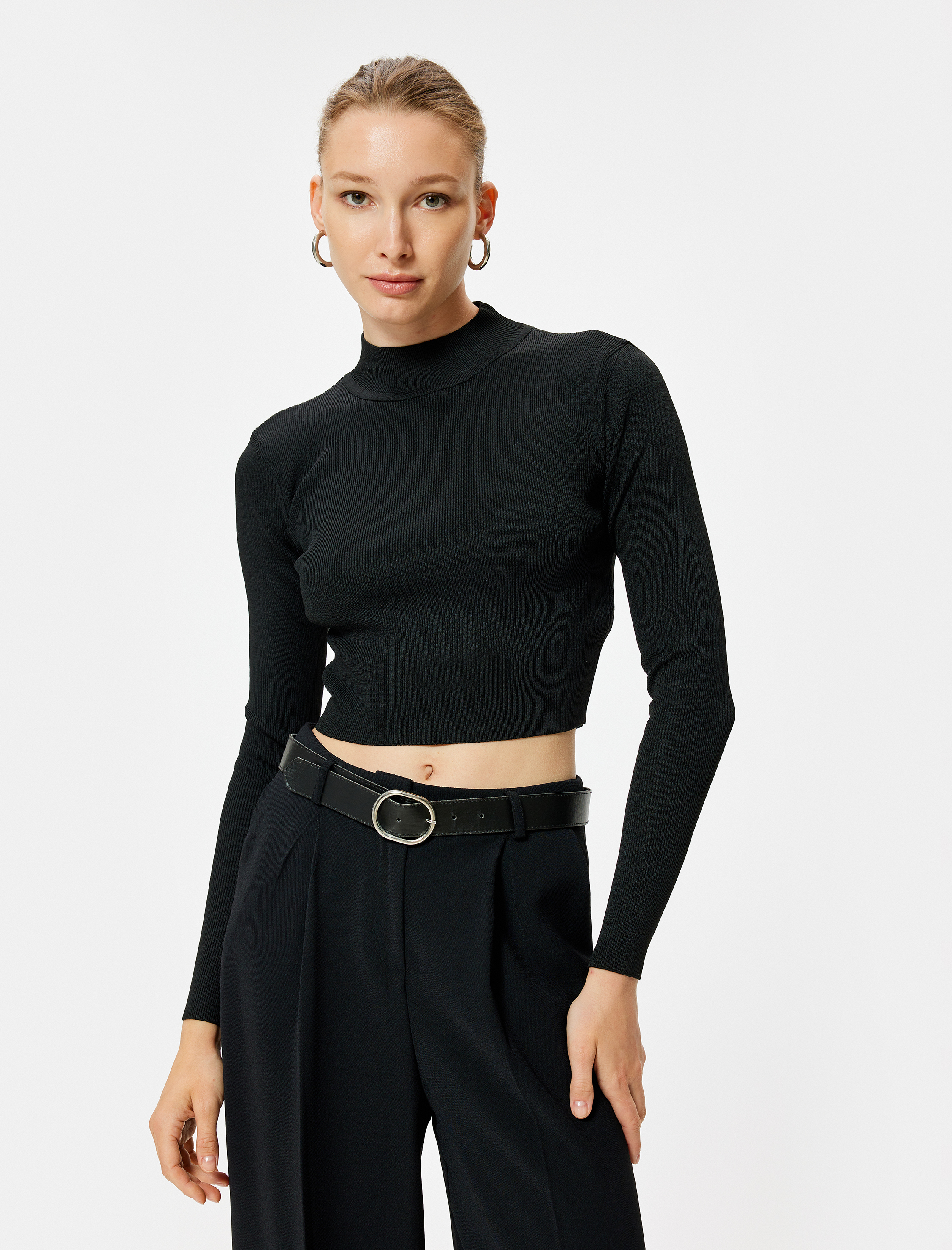   Uzun Kollu Fitilli Basic Dik Yaka Kısa Triko Kazak