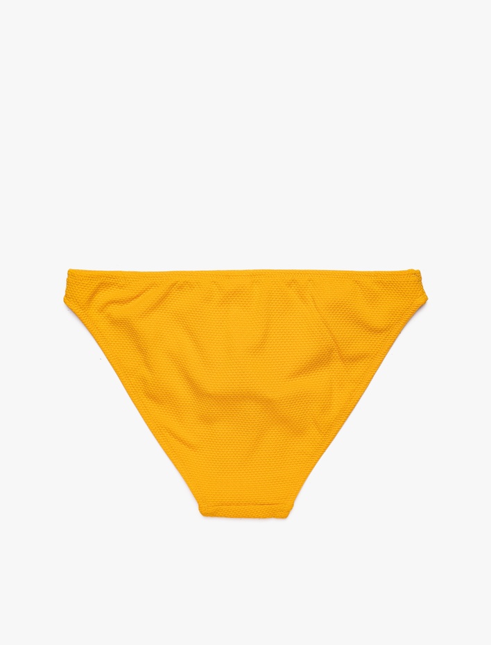  Düz Bikini Altı