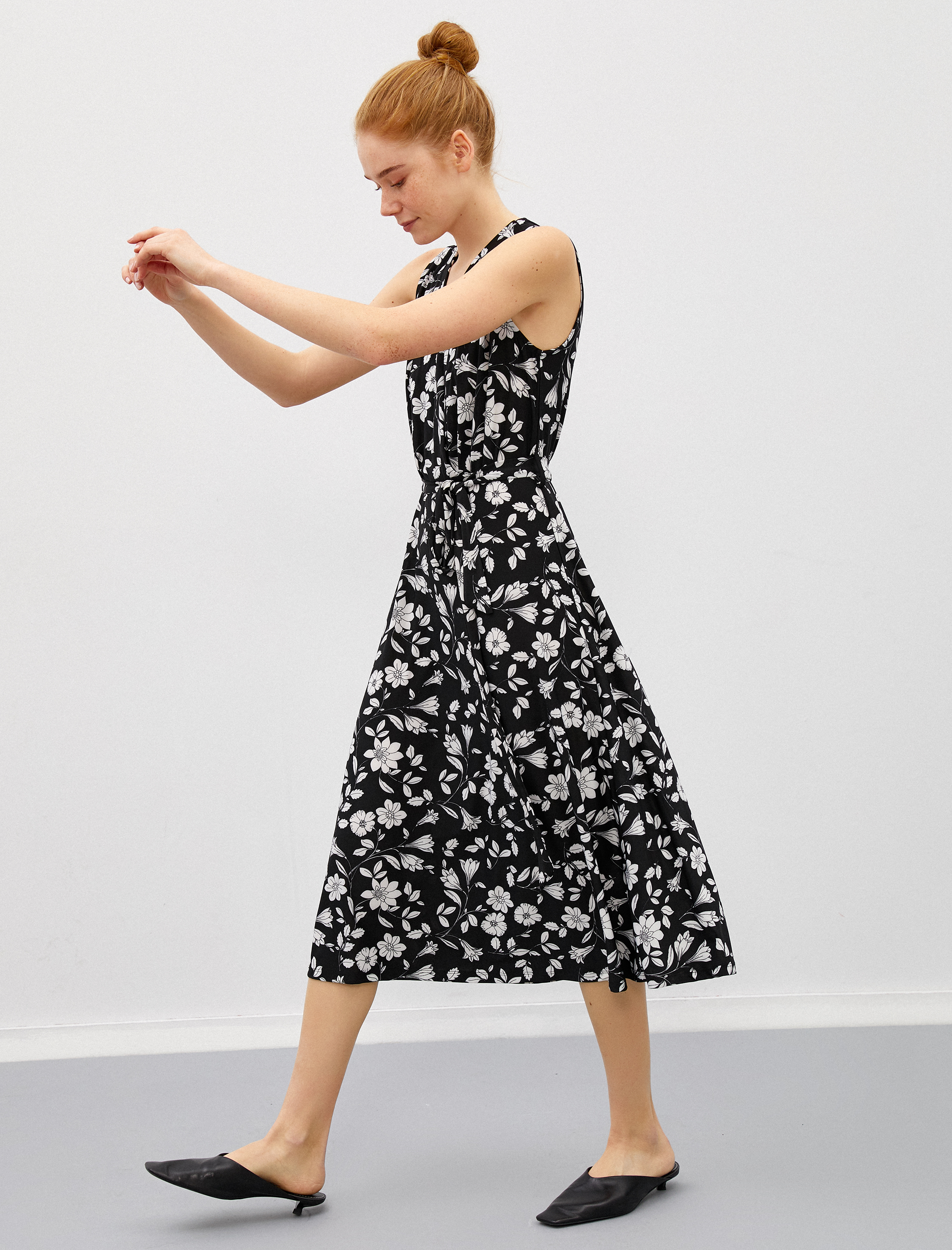   Çiçekli Yazlık Elbise Kruvaze Kolsuz