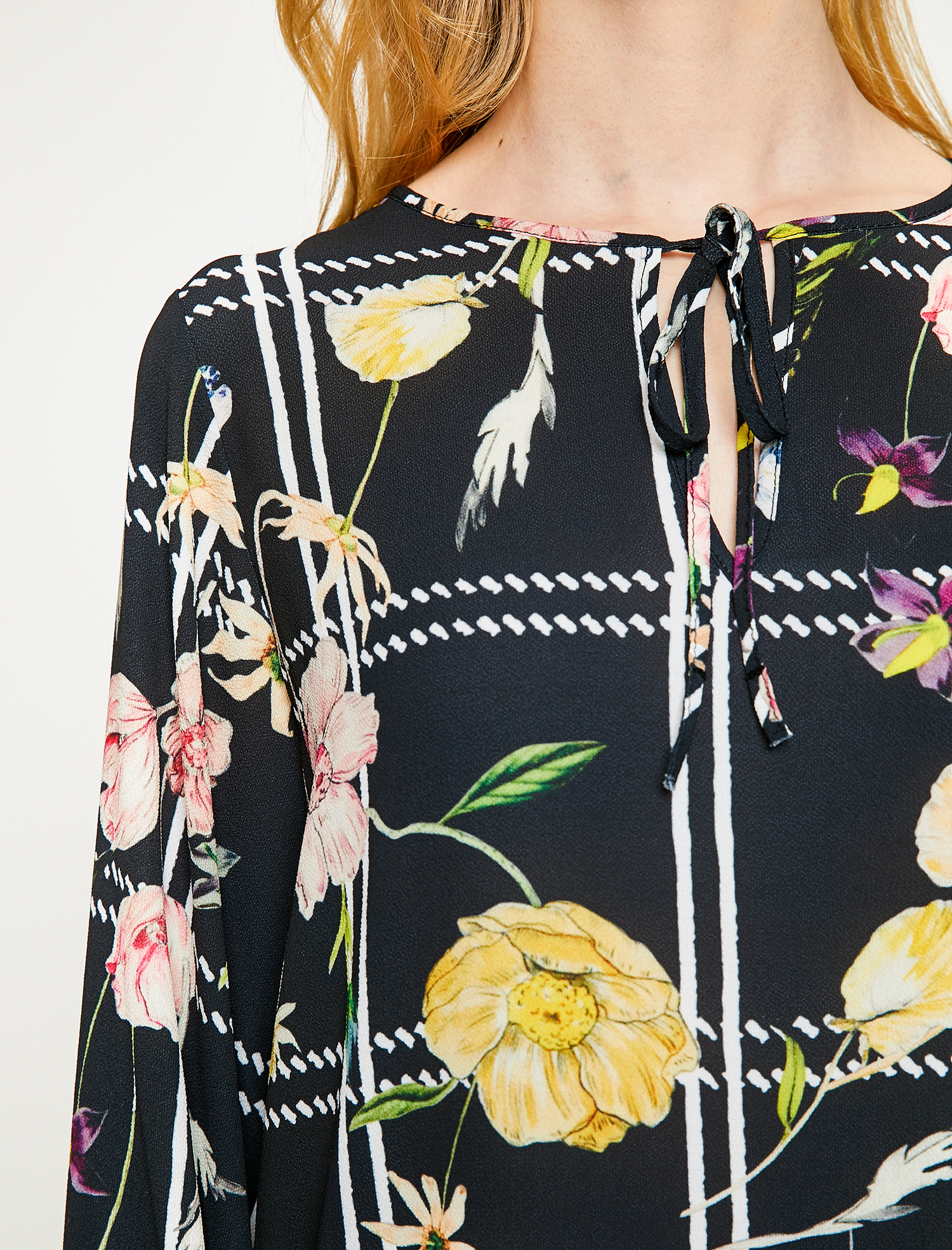  Çiçekli Bluz