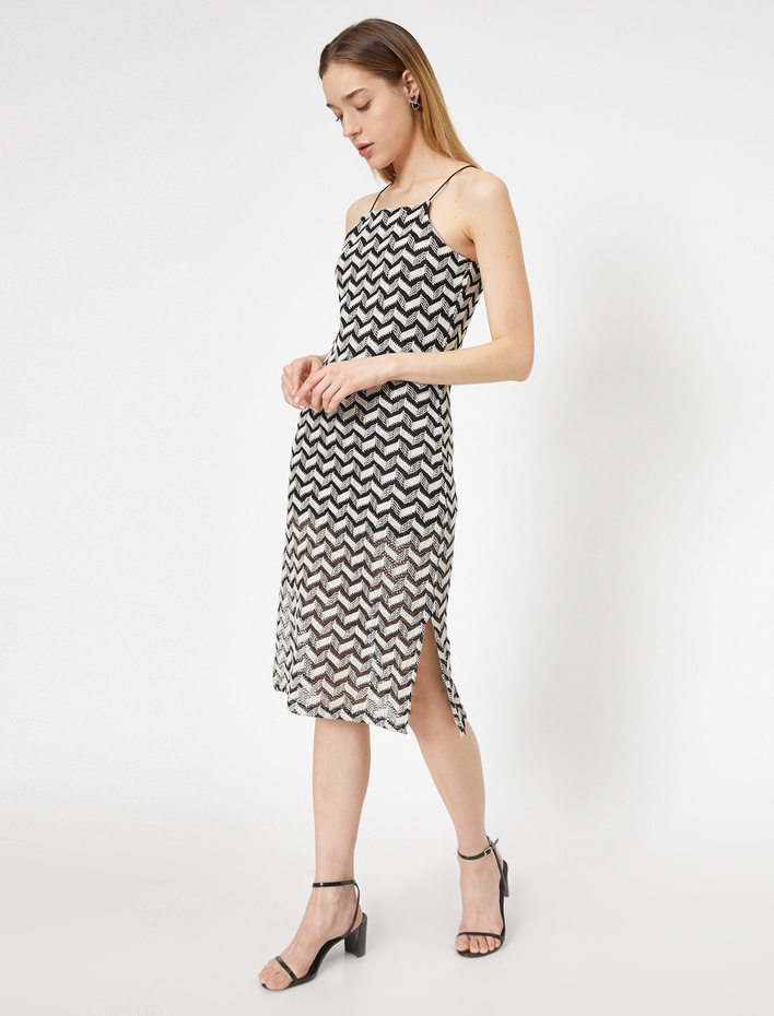  Halter Yaka Desenli Tül Detaylı Elbise