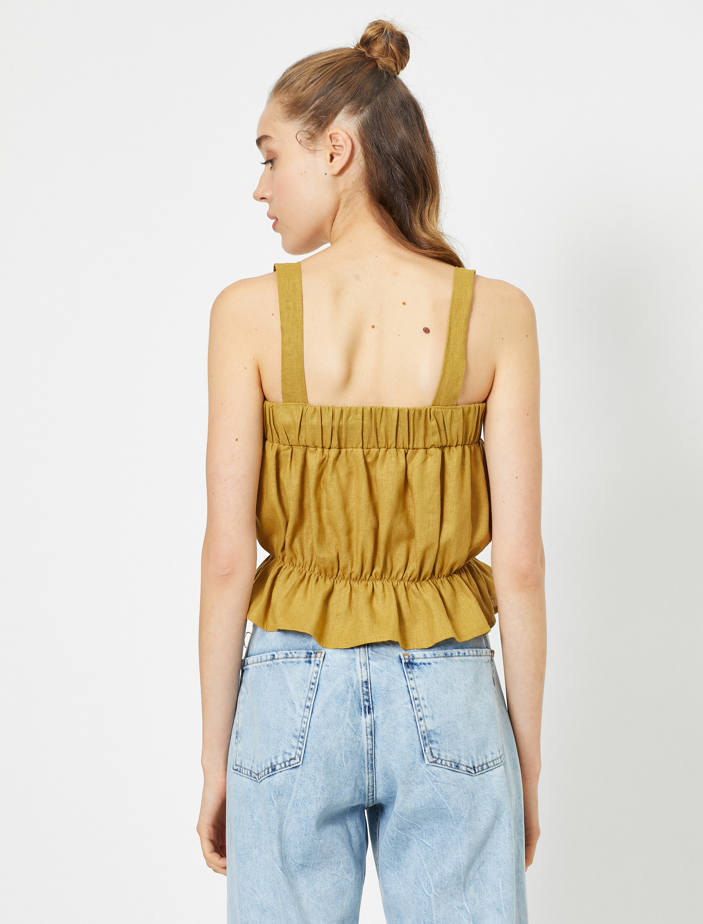   Askılı Düğme Detaylı Keten Atlet