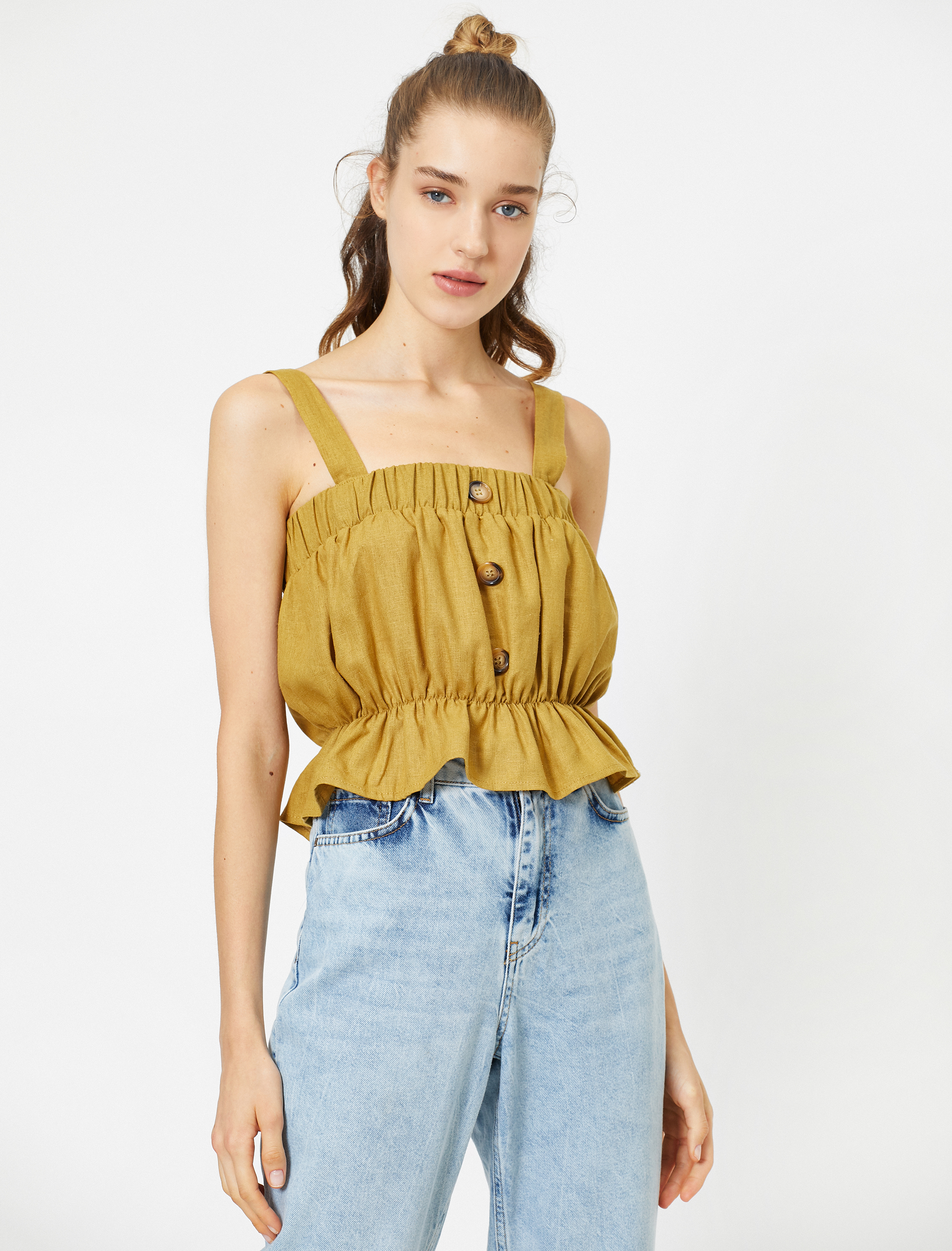   Askılı Düğme Detaylı Keten Atlet