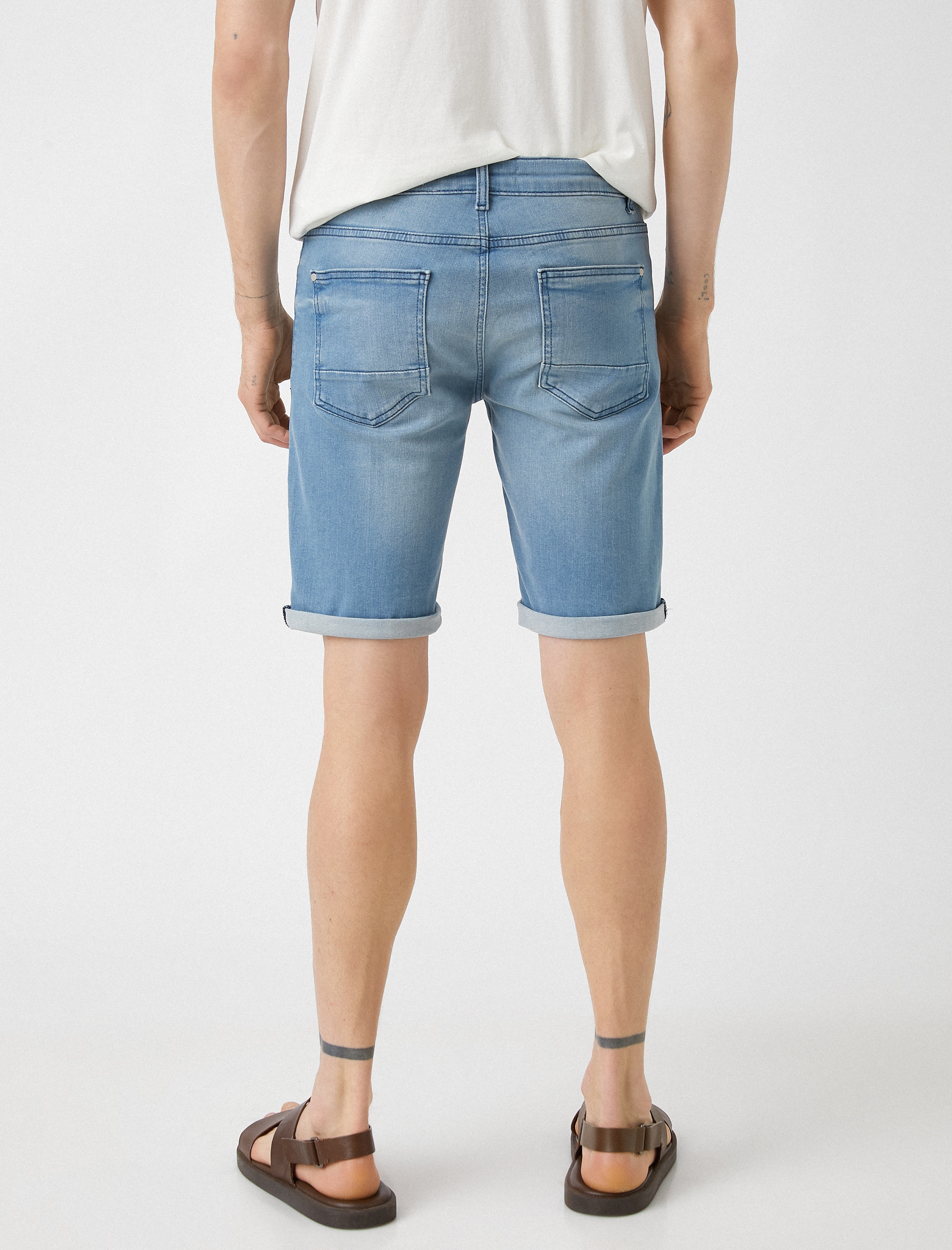   Katlı Paça Kot Şort