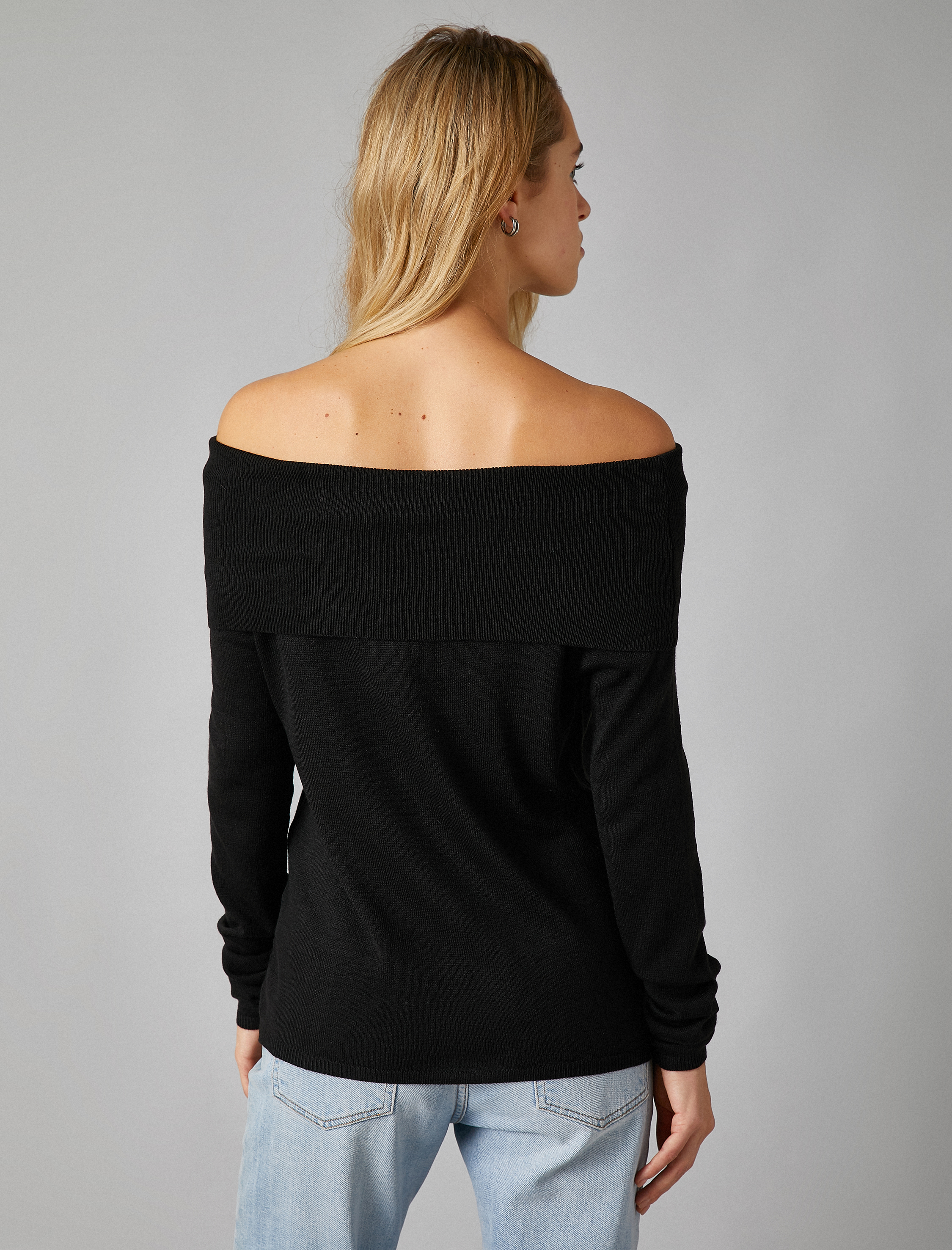   Kayık Yaka Uzun Kollu Omuz Açık Triko Kazak