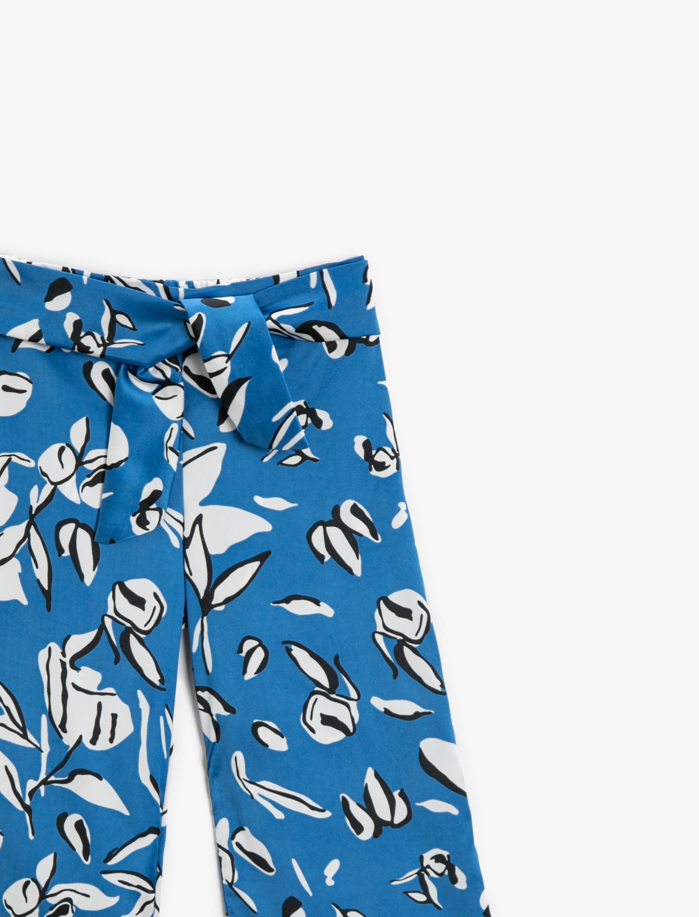  Kız Çocuk Desenli Pantolon Kuşaklı