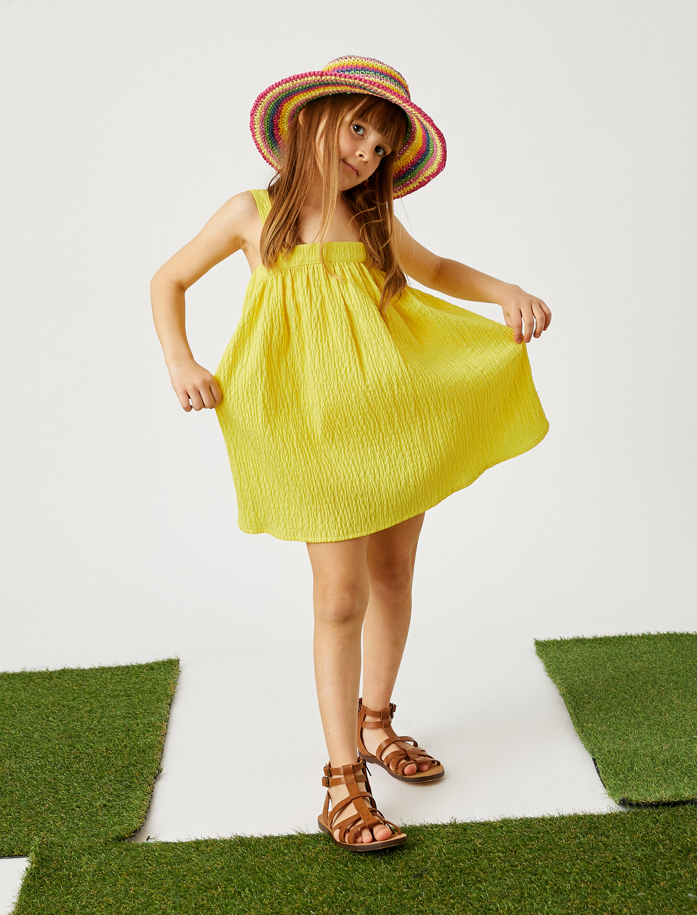  Kız Çocuk Elbise Midi Kalın Askılı Lastik Detaylı Pamuklu