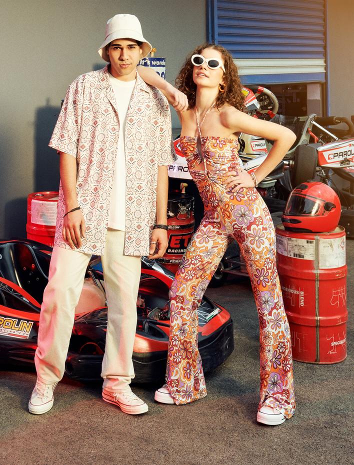  İspanyol Paça Tulum Çiçekli Pencere Detaylı