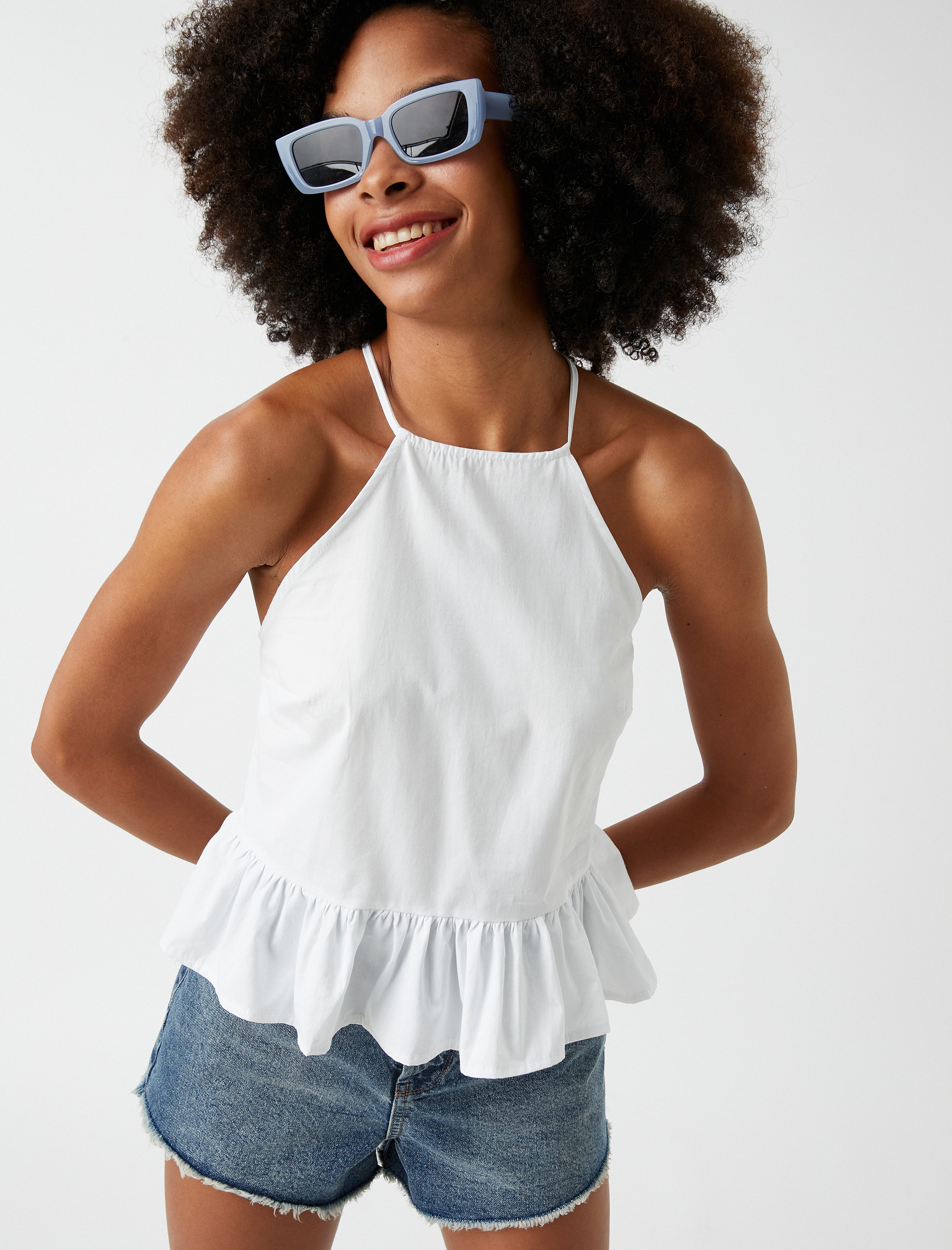   Halter Yaka Atlet Beli Fırfırlı