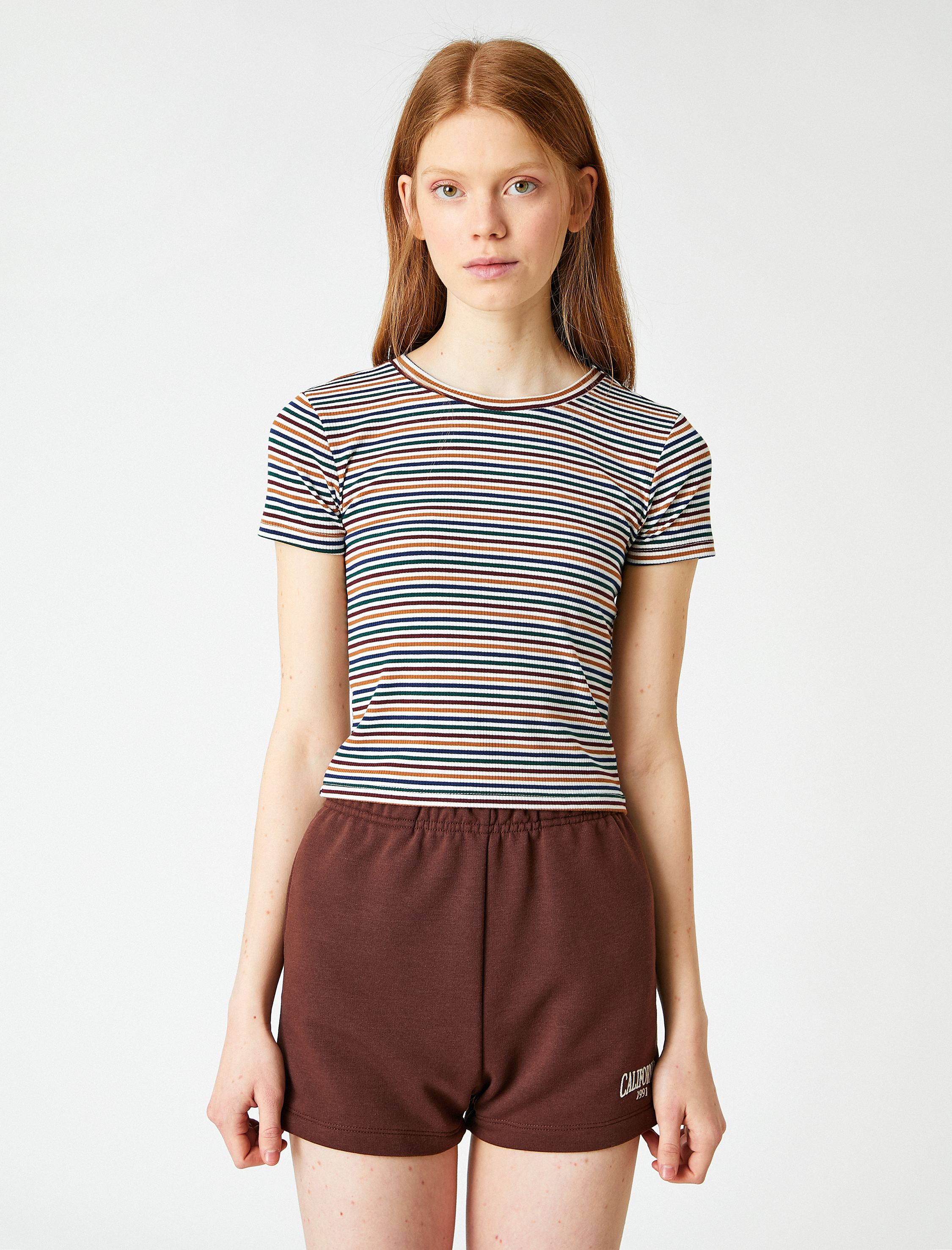   Kısa Kollu Tişört