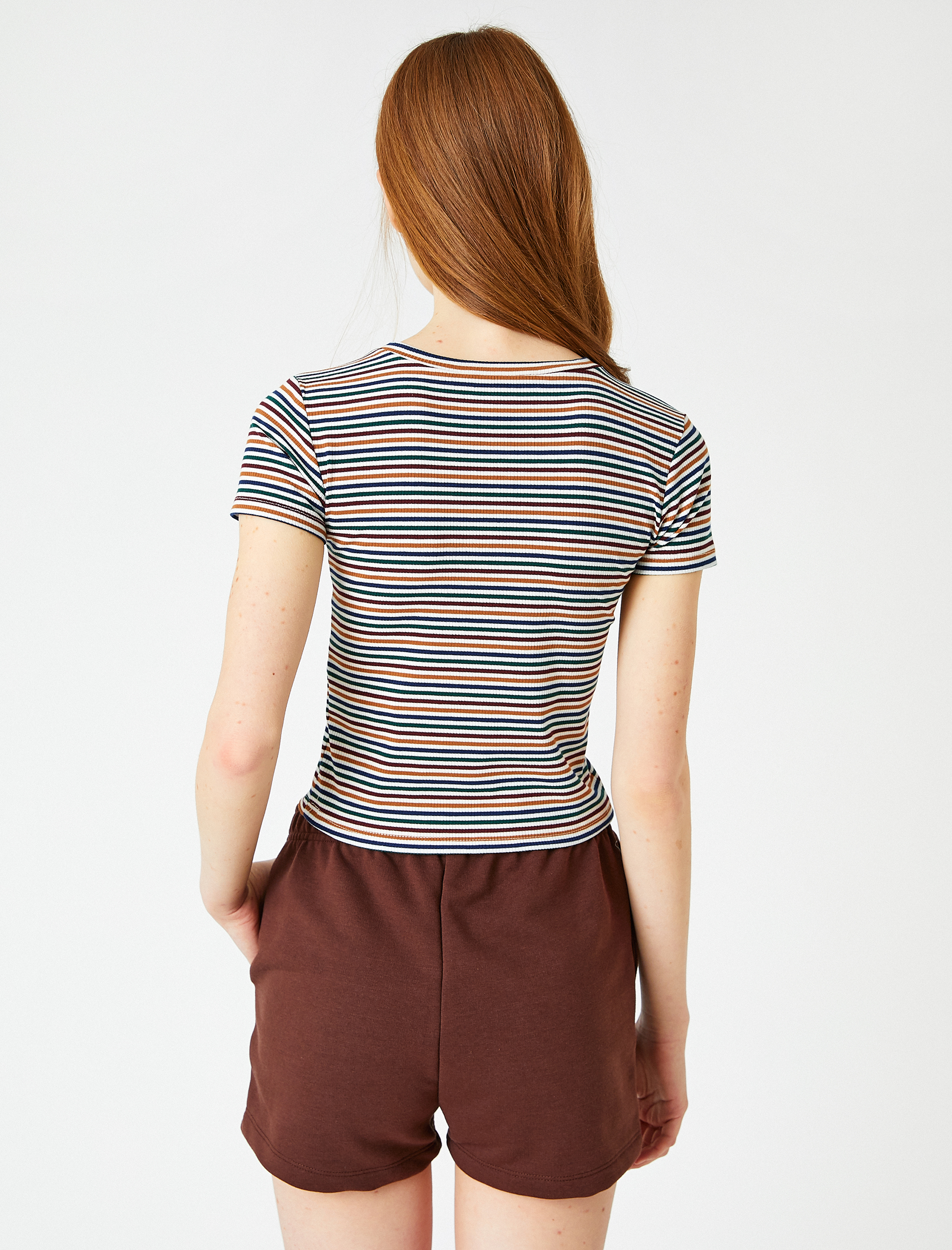   Kısa Kollu Tişört