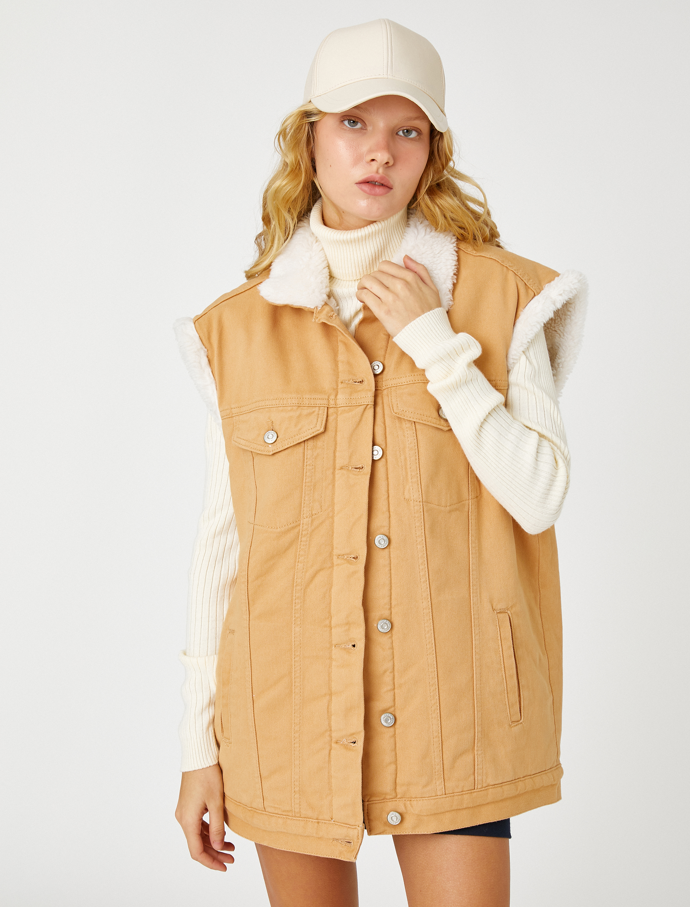   Kot Yelek Peluş Detaylı Cepli