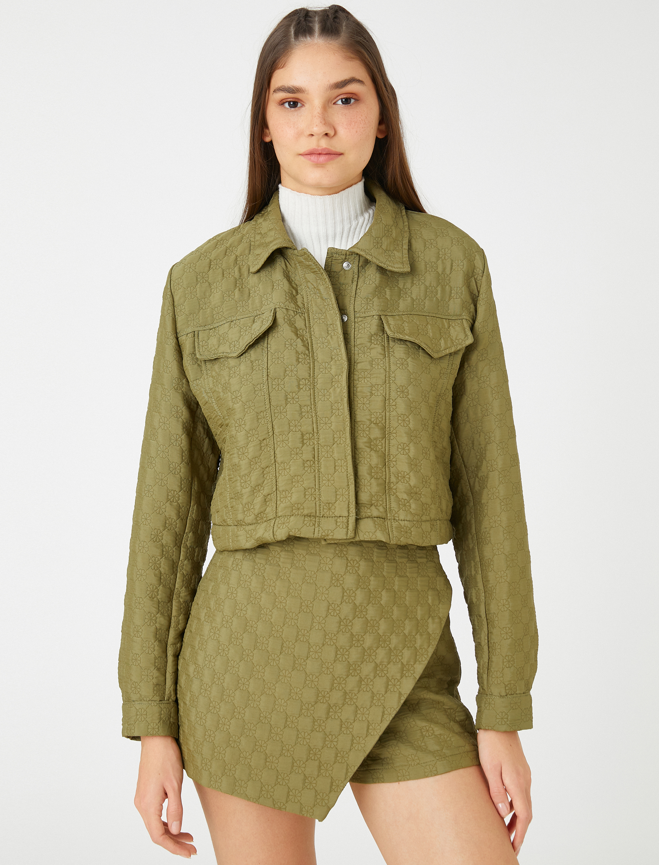   Kısa Gömlek Ceket Dokulu Uzun Kollu