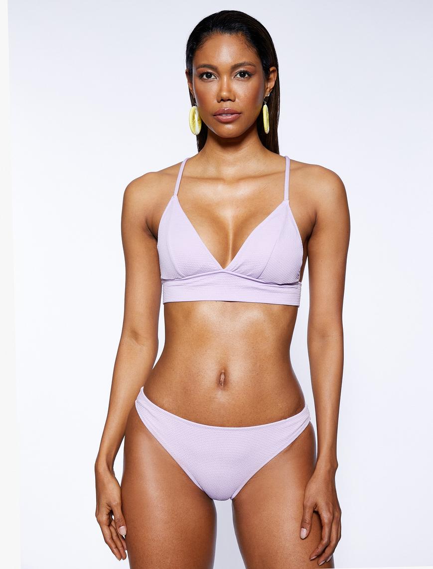   Üçgen Bikini Üstü Dokulu Kaplı Bağlama Detaylı