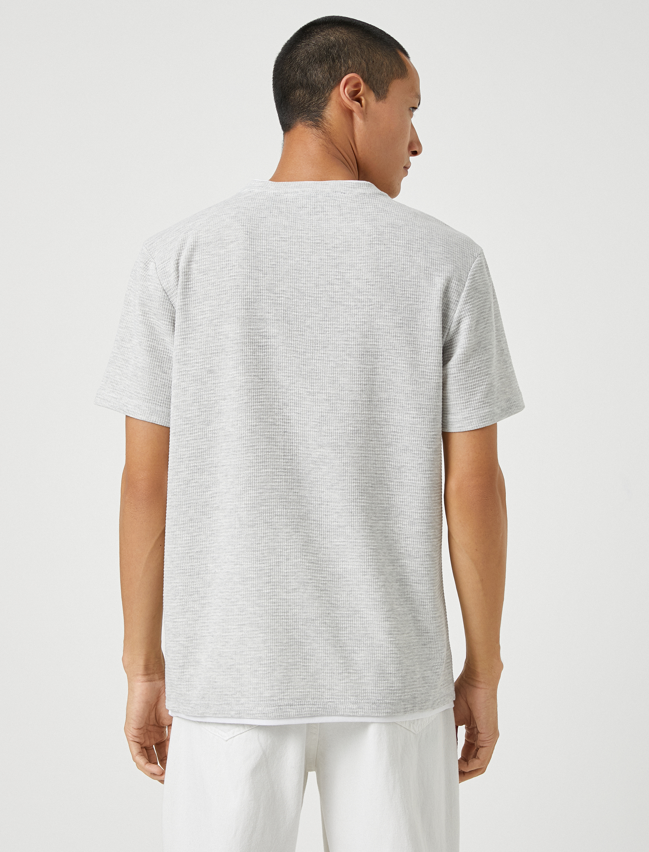   Basic Dokuma Tişört Bisiklet Yaka Kısa Kollu Dar Kesim