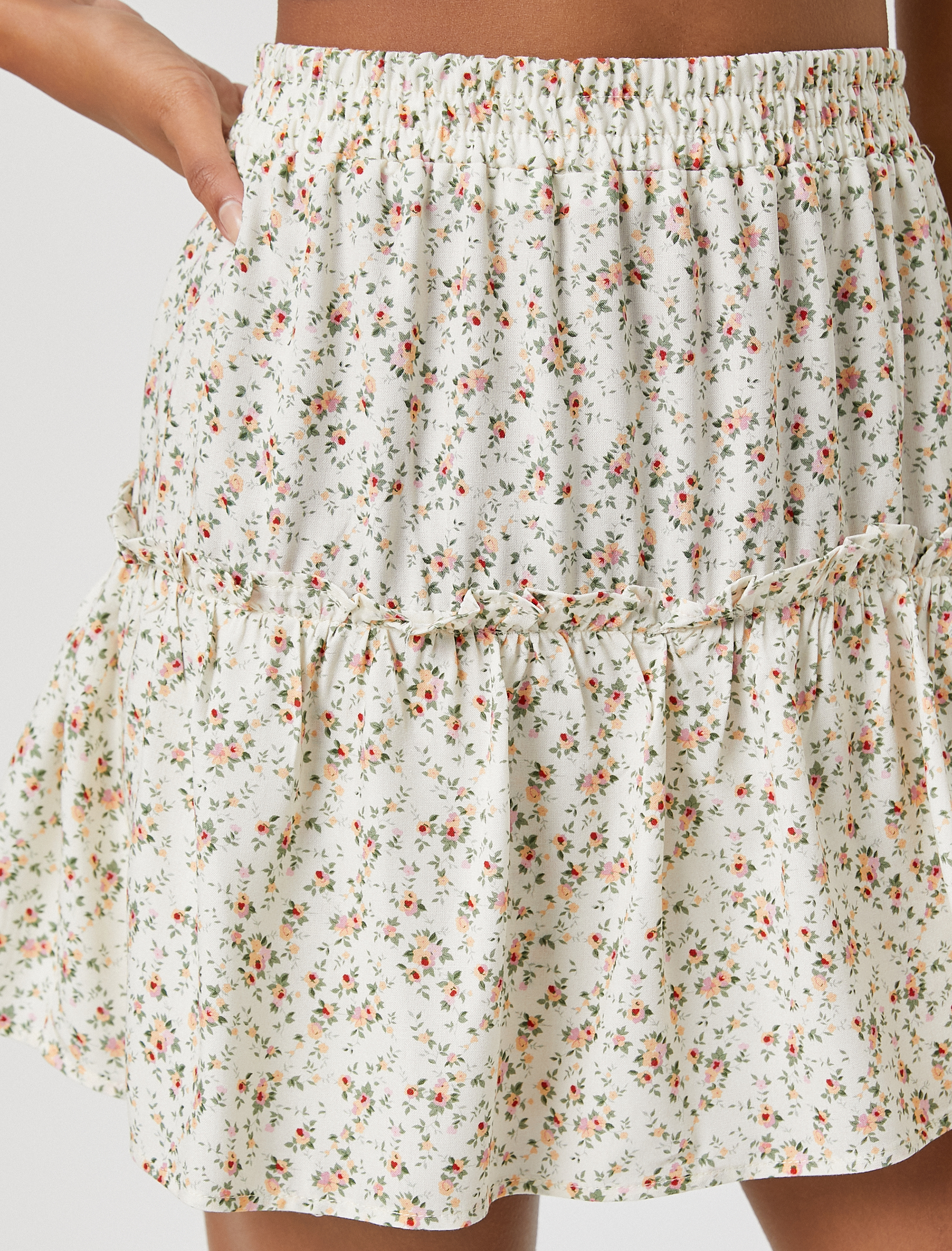   Çiçekli Mini Etek Fırfırlı Viskon Beli Lastikli