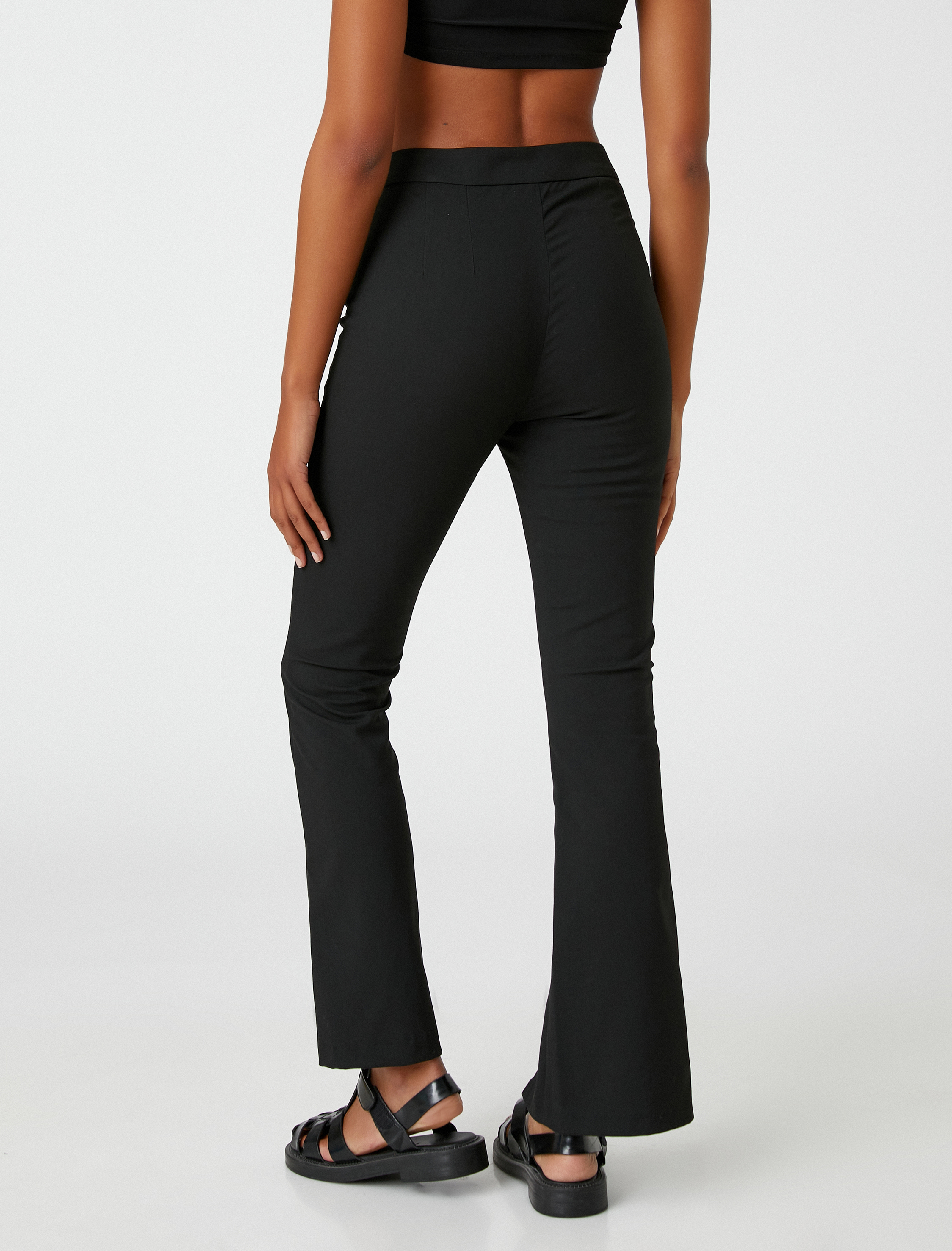   Kumaş Pantolon Hafif İspanyol Paça Yırtmaç Detaylı