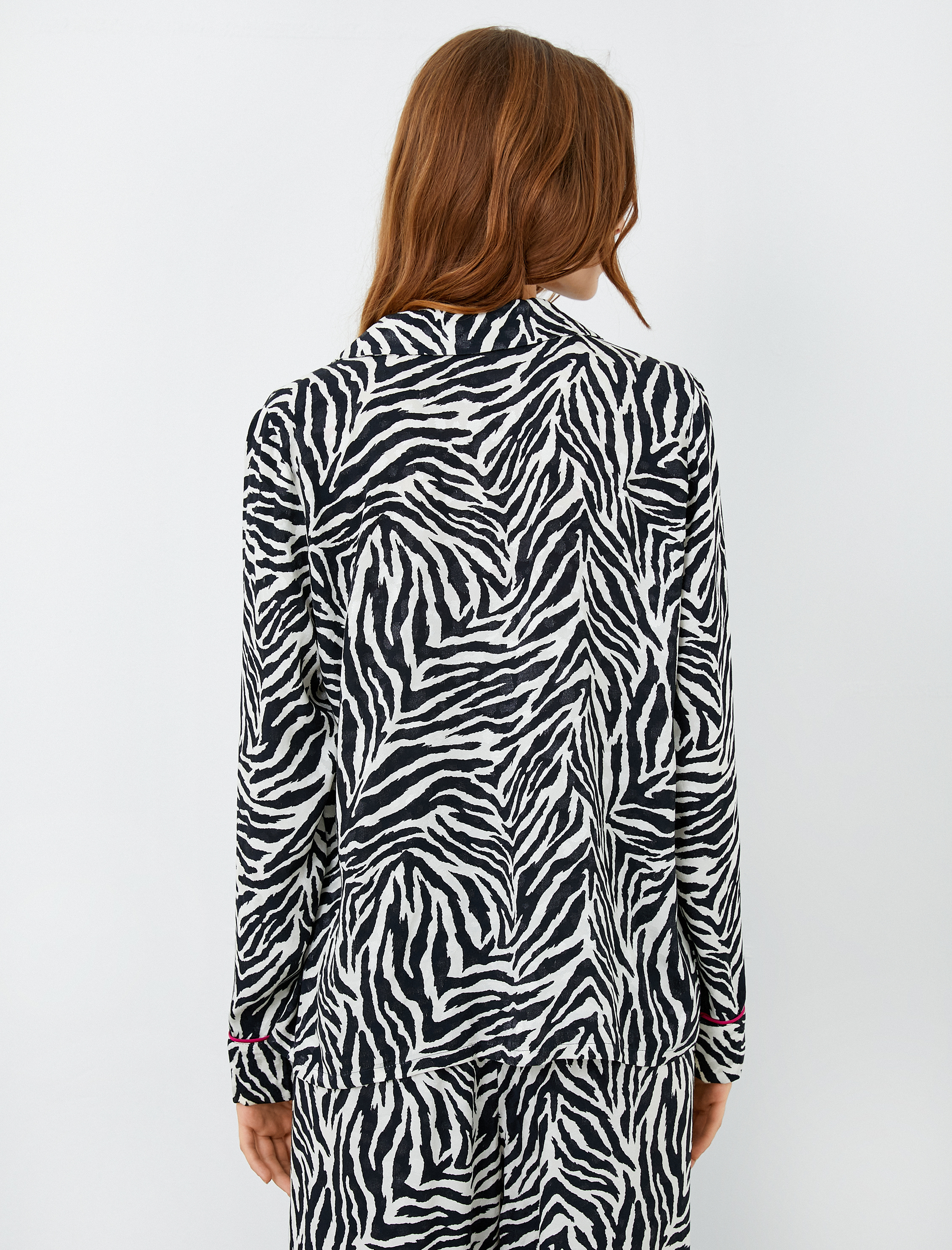   Zebra Desenli Pijama Üstü Uzun Kollu Viskoz