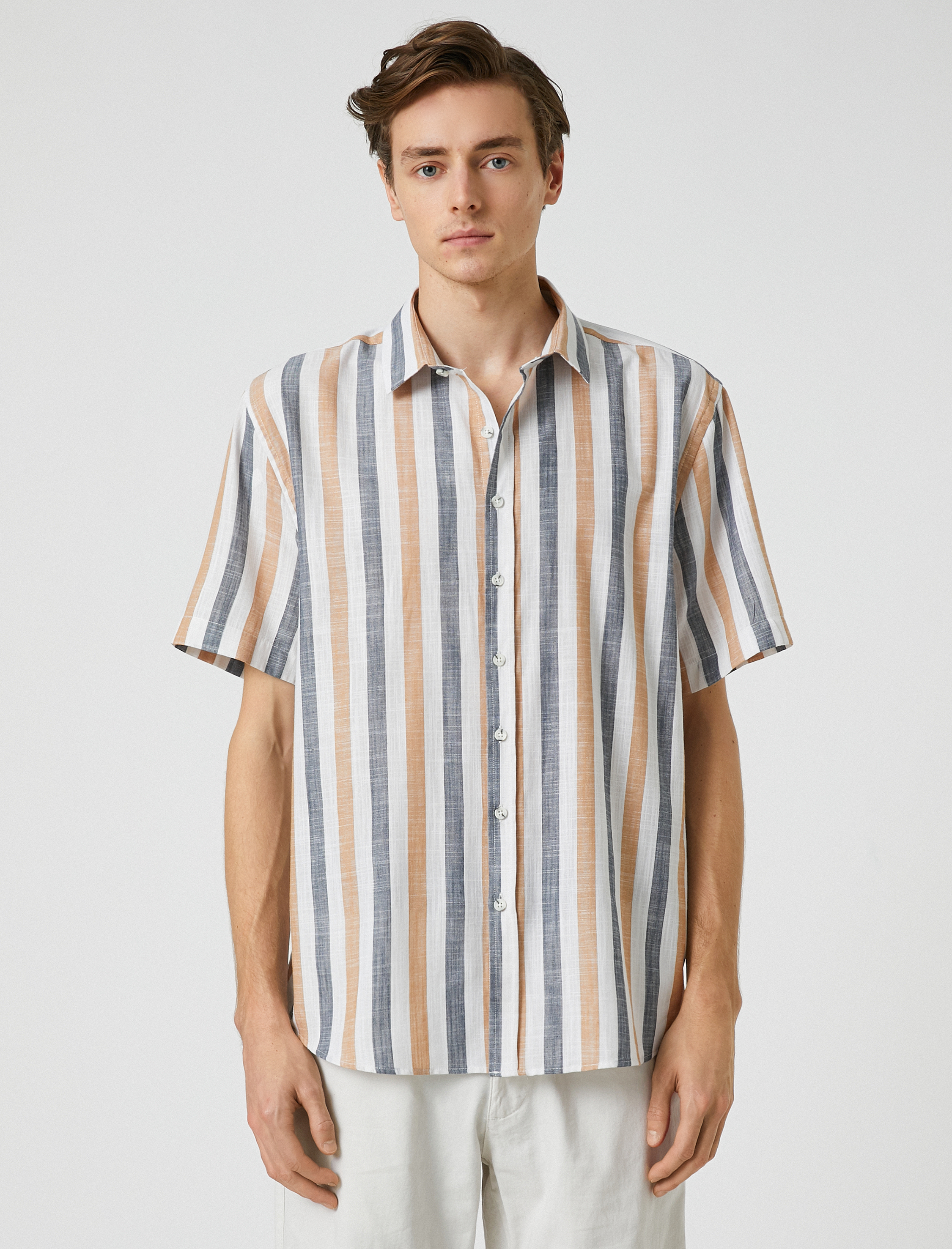   Yazlık Gömlek Kısa Kollu Klasik Yaka