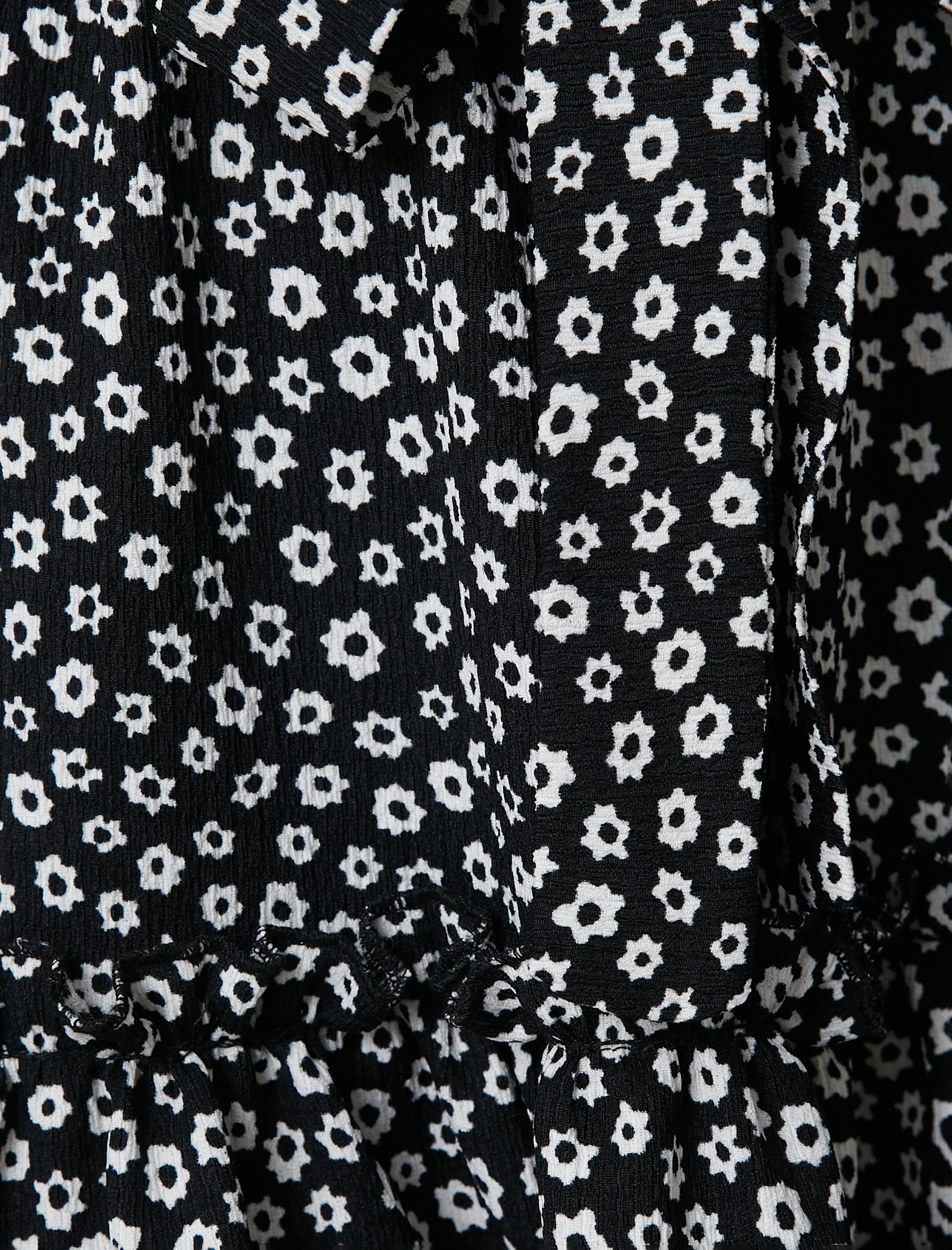   Çiçekli Etek Mini Fırfırlı Beli Kuşaklı Rahat Kesim Bürümcük