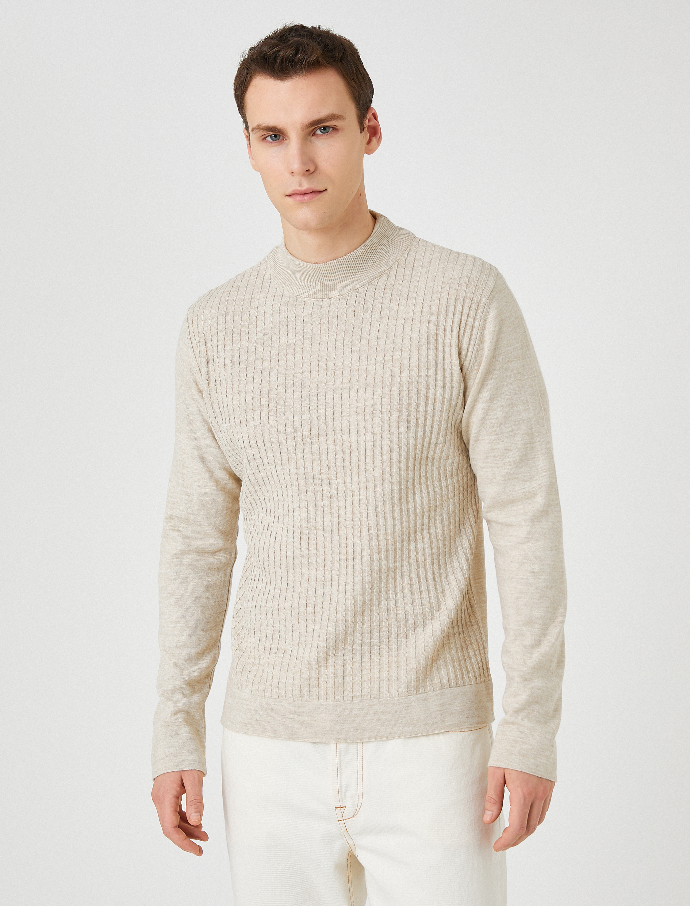 Triko Kazak Örgü Motifli Yarım Balıkçı Yaka Dar Kesim