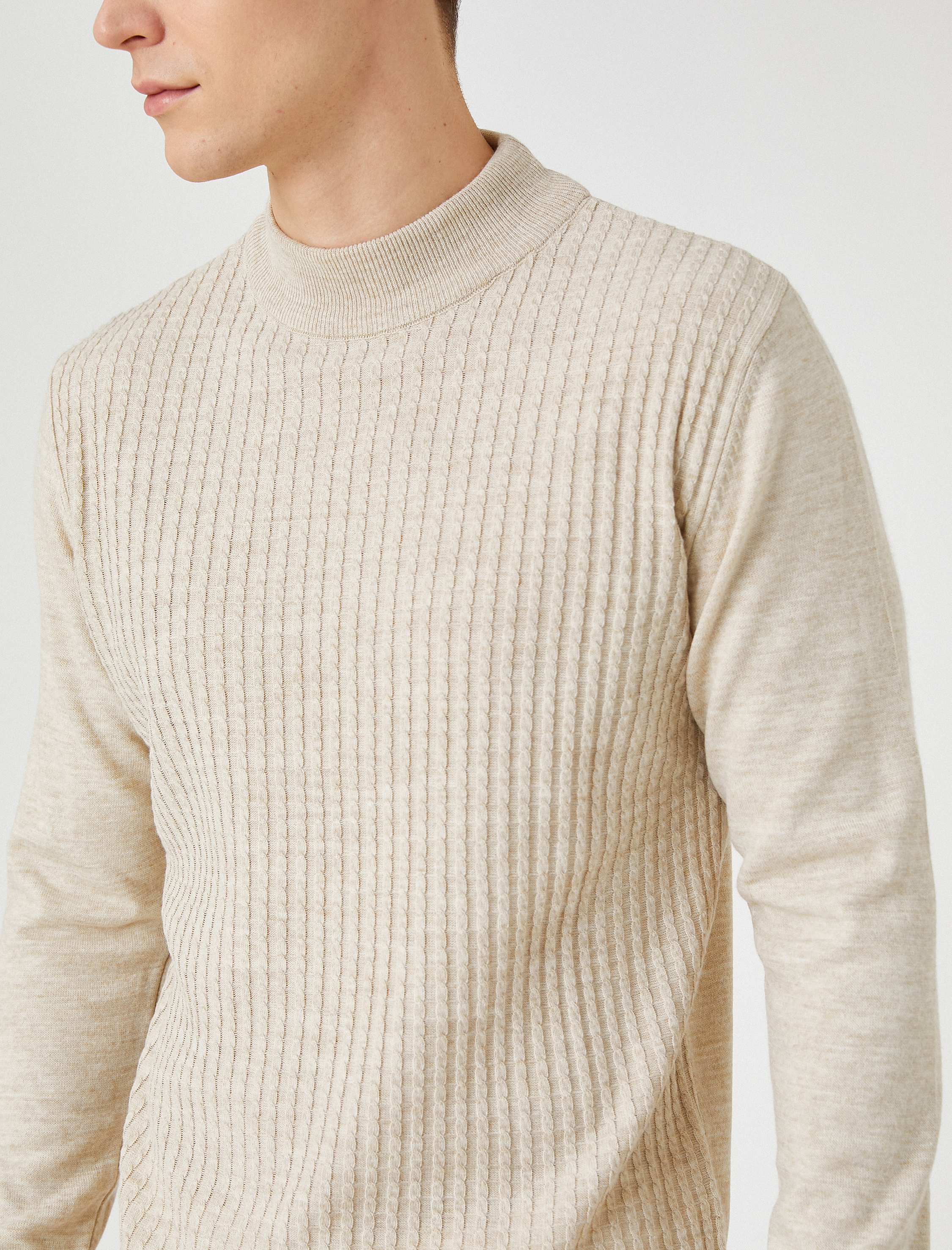 Triko Kazak Örgü Motifli Yarım Balıkçı Yaka Dar Kesim