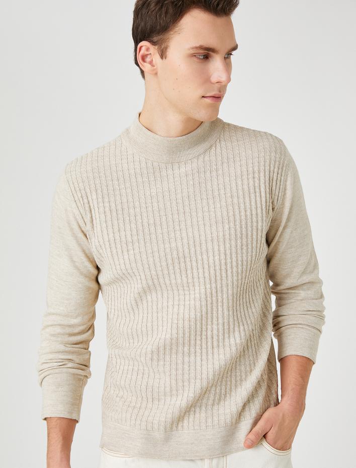  Triko Kazak Örgü Motifli Yarım Balıkçı Yaka Dar Kesim