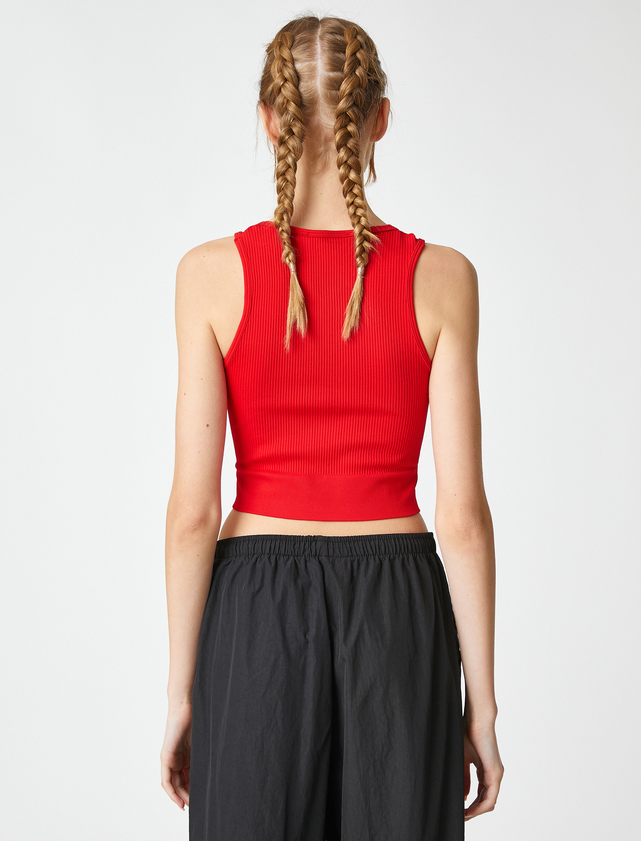   Halter Yaka Atlet Crop Basic Kolsuz Fitilli