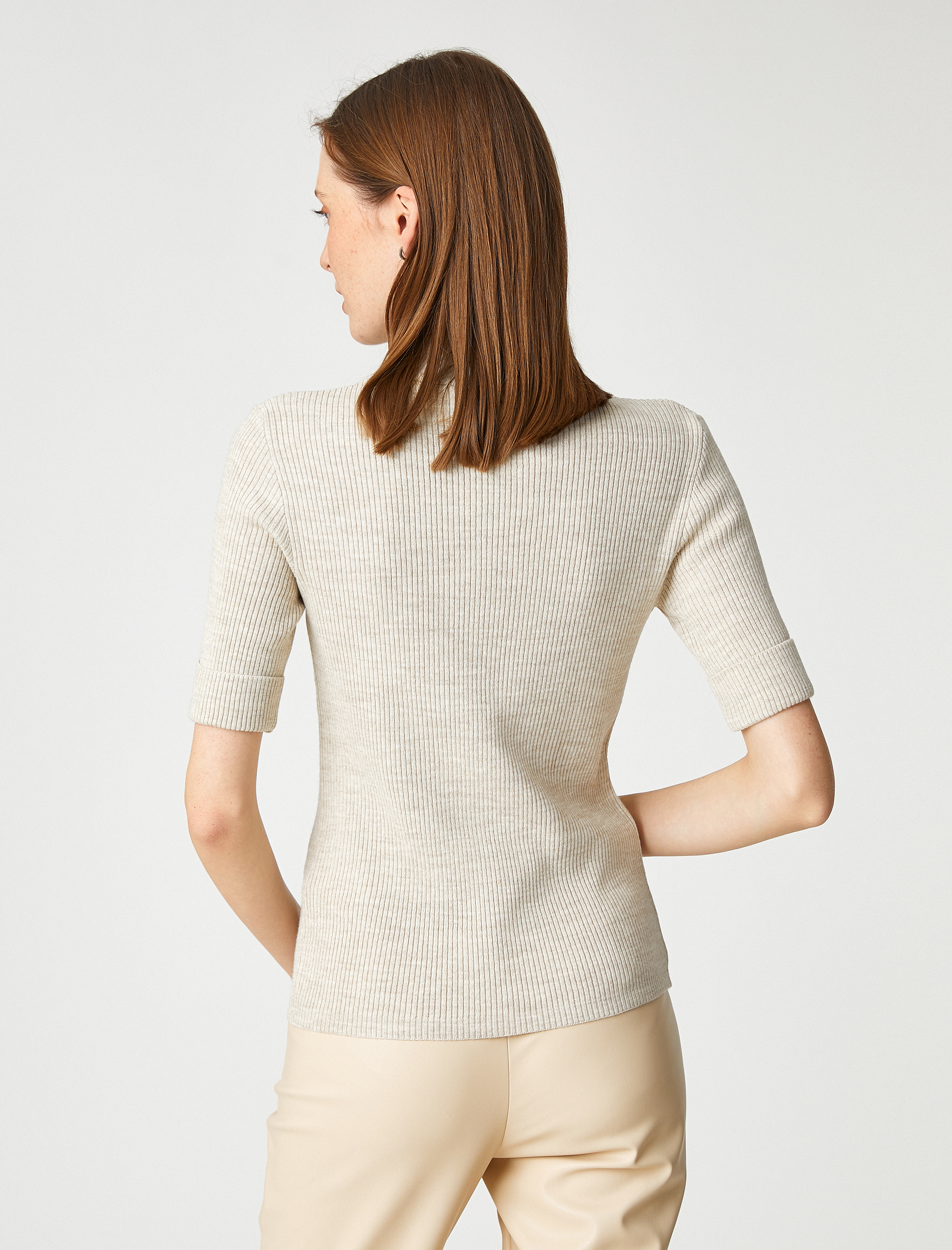   Kısa Kollu Kazak Yarım Balıkçı Yaka Ribanalı