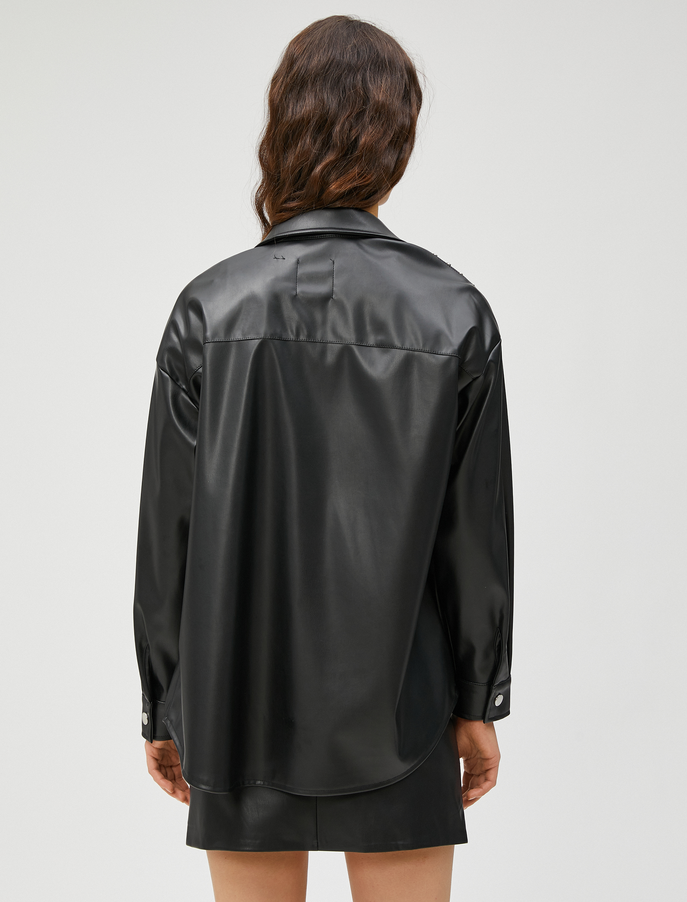   Deri Ceket Oversize Cepli Zımba Detaylı Gömlek Yaka