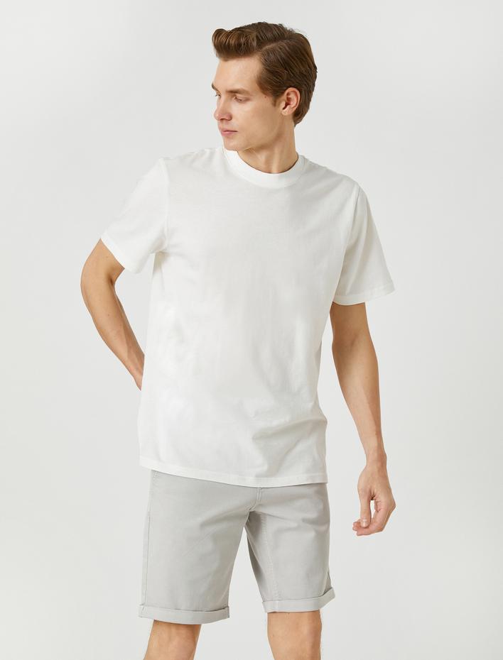  Basic Bermuda Şort Pamuklu Cepli Düğmeli