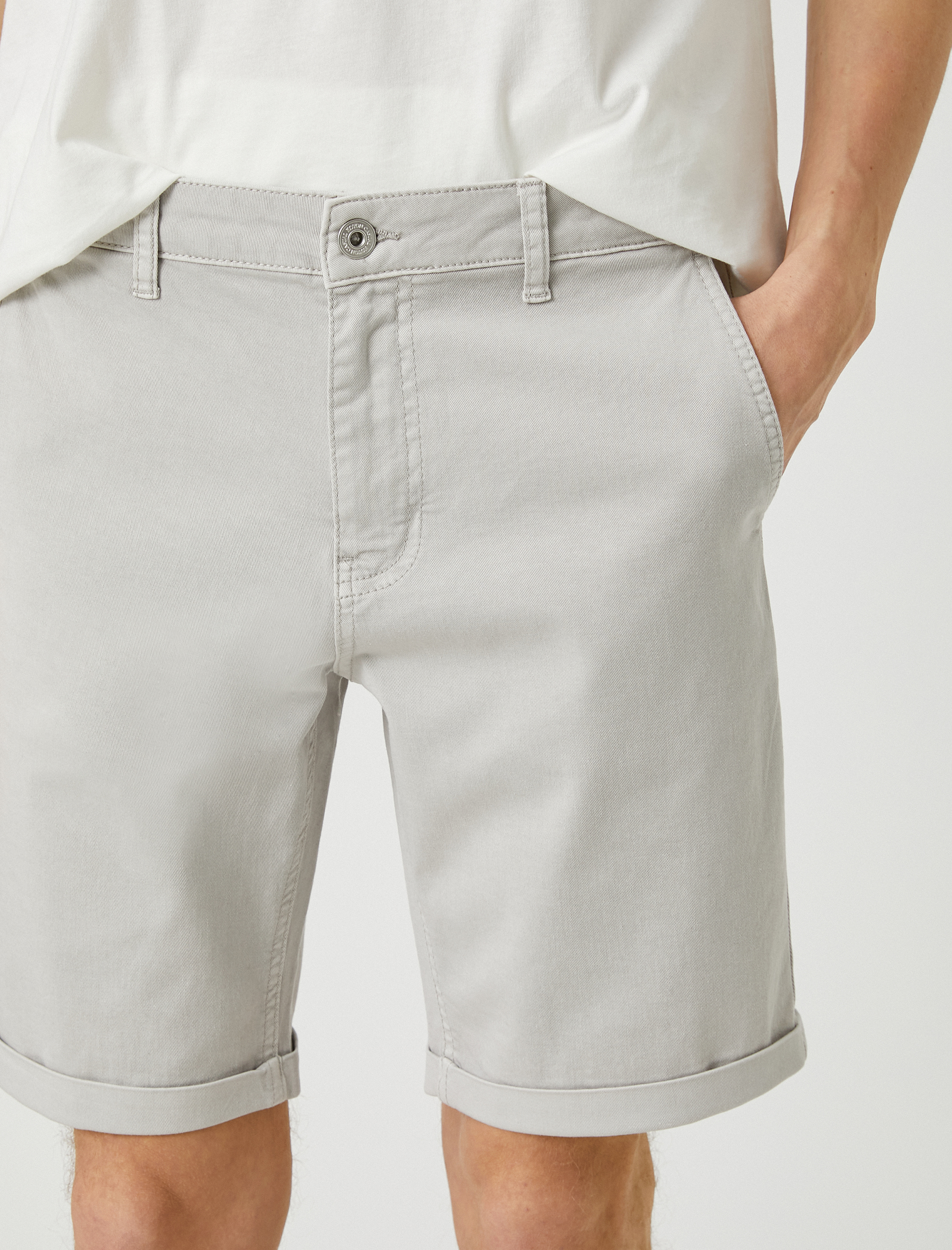   Basic Bermuda Şort Pamuklu Cepli Düğmeli