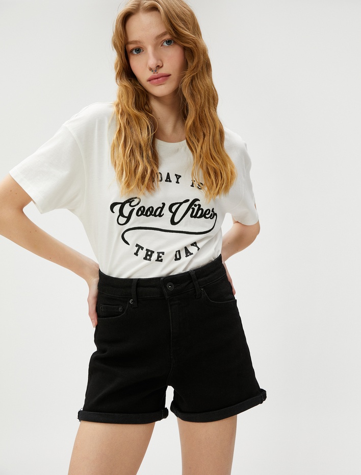  Bisiklet Yaka Tişört Kısa Kollu Slogan Nakışlı Pamuklu