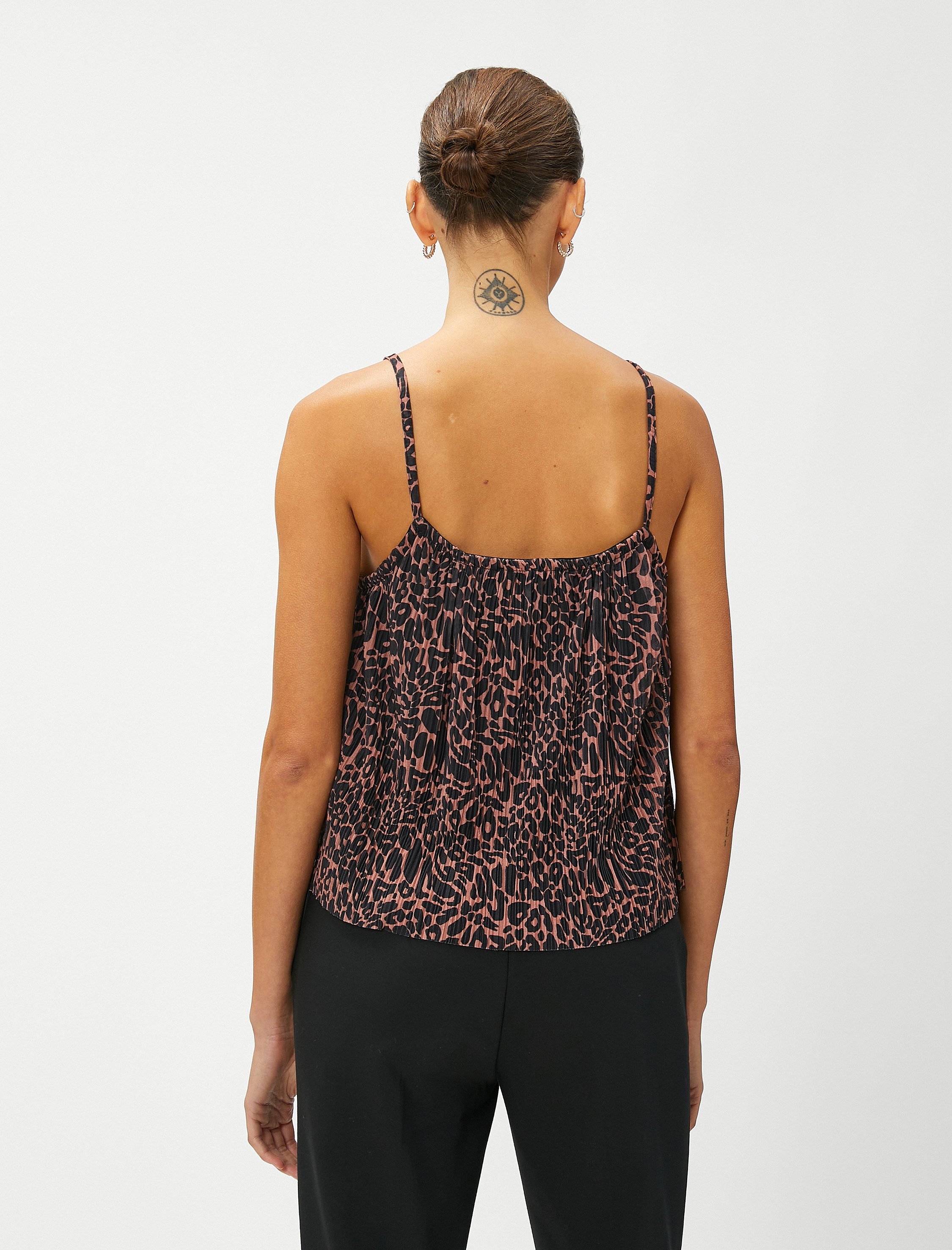   Leopar Desenli Atlet Piliseli U Yaka