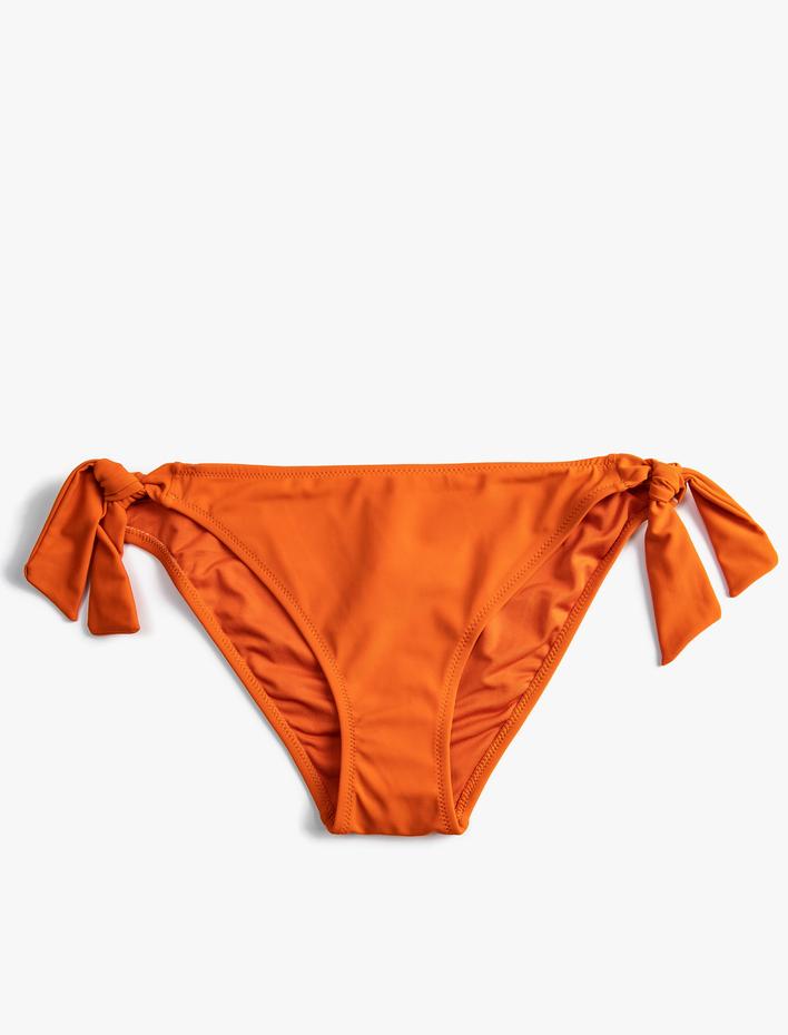  Bikini Altı Normal Bel Yanları Bağlama Detaylı