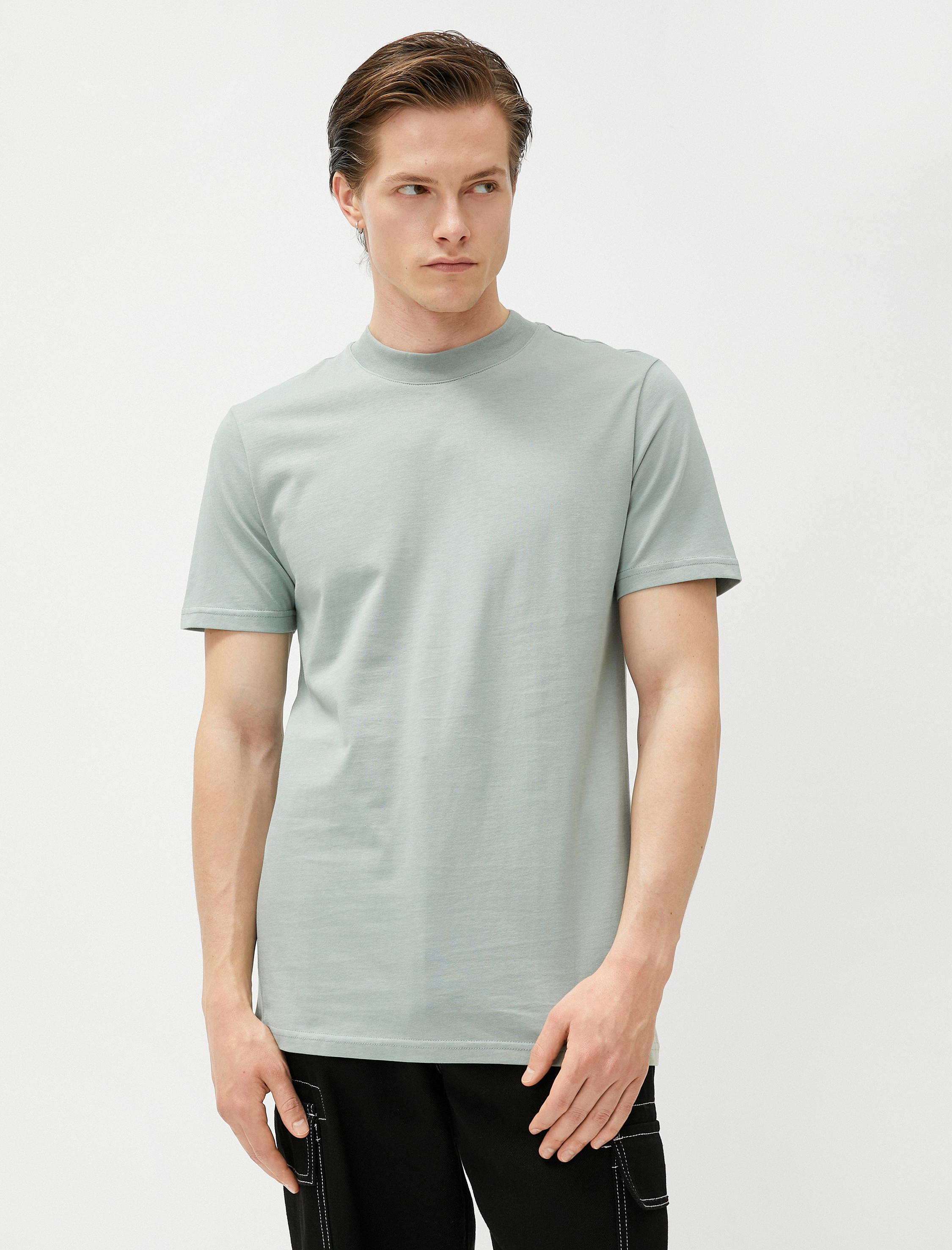   Basic Tişört Bisiklet Yaka Dar Kesim Kısa Kollu Pamuklu