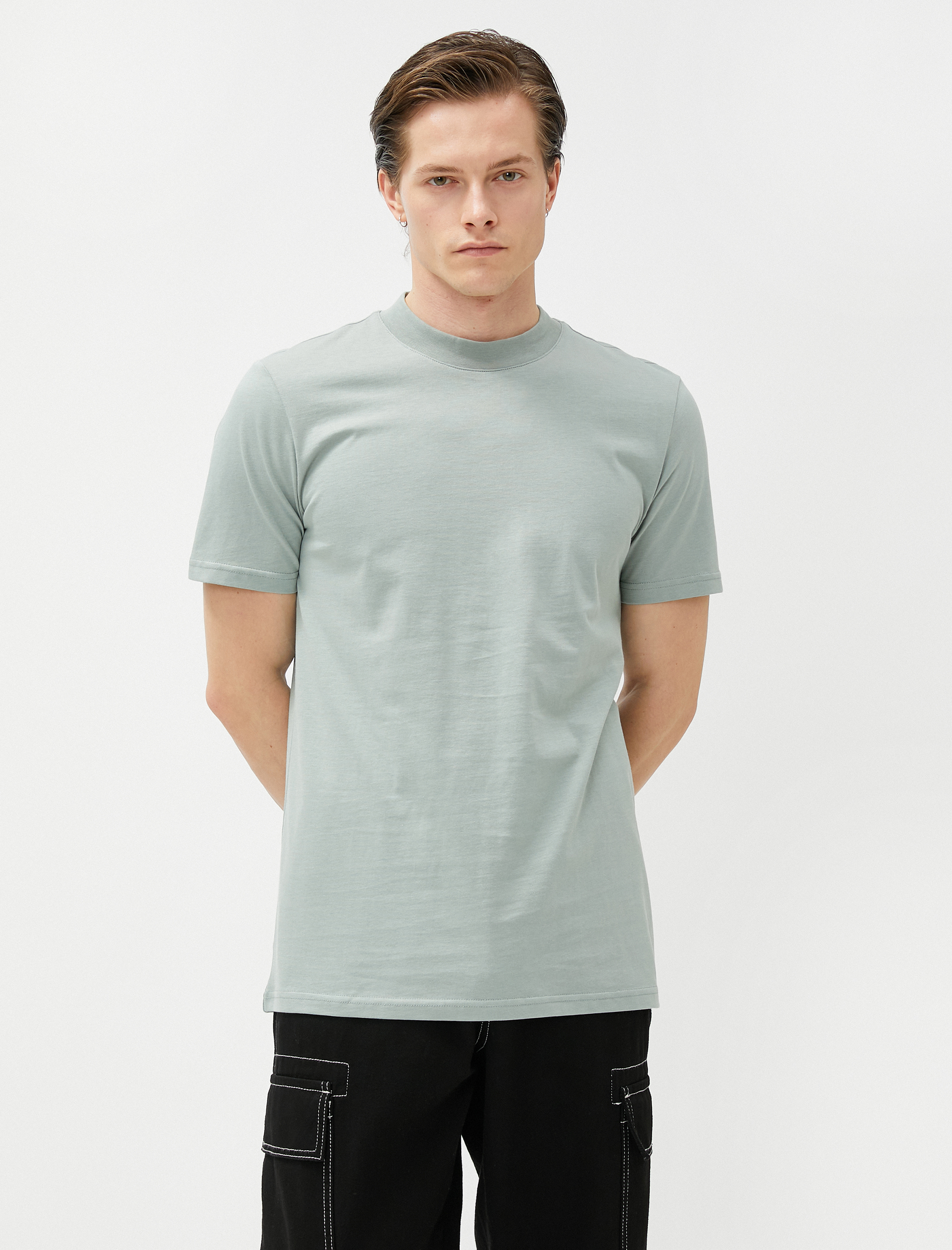   Basic Tişört Bisiklet Yaka Dar Kesim Kısa Kollu Pamuklu