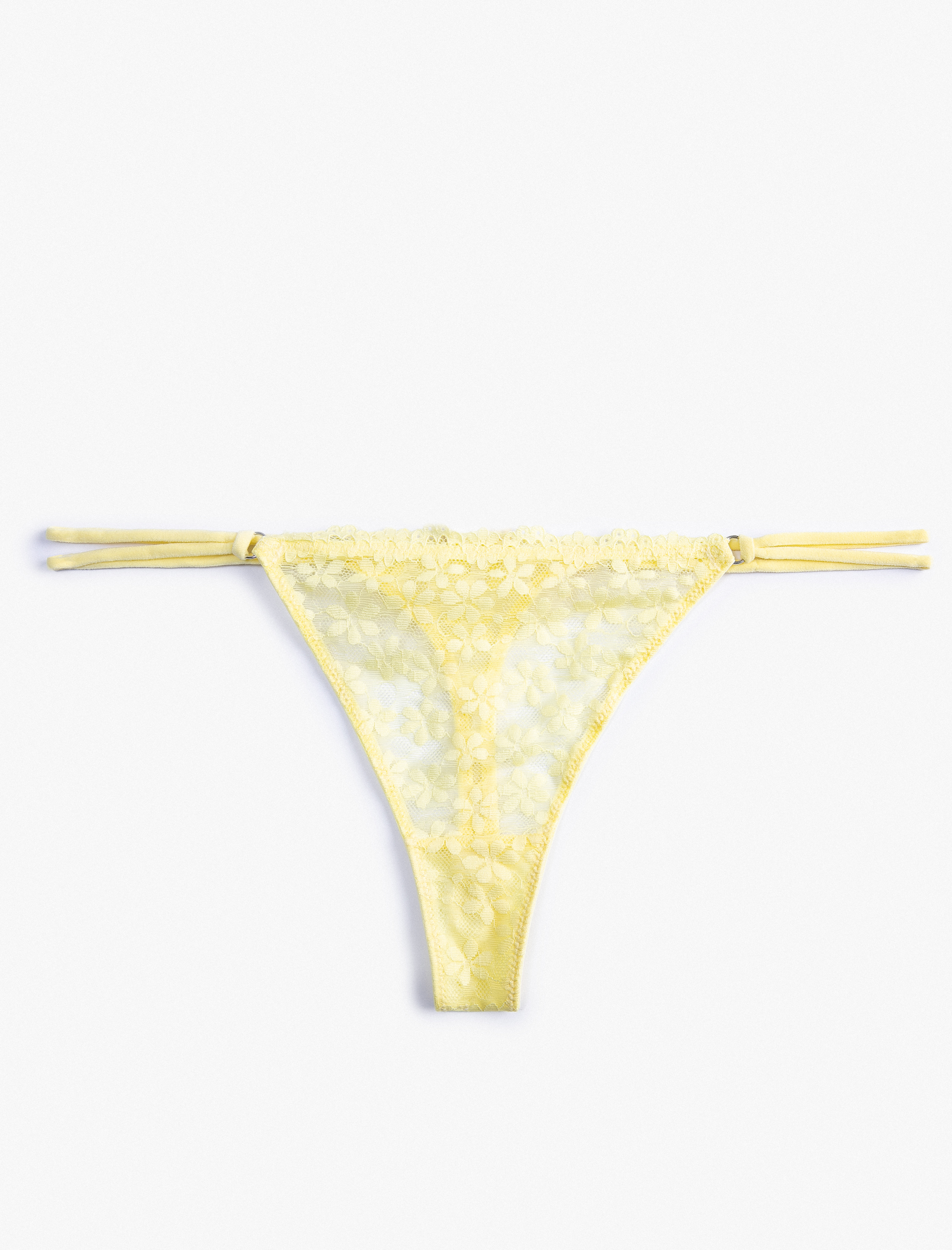   String Külot Dantelli Normal Bel